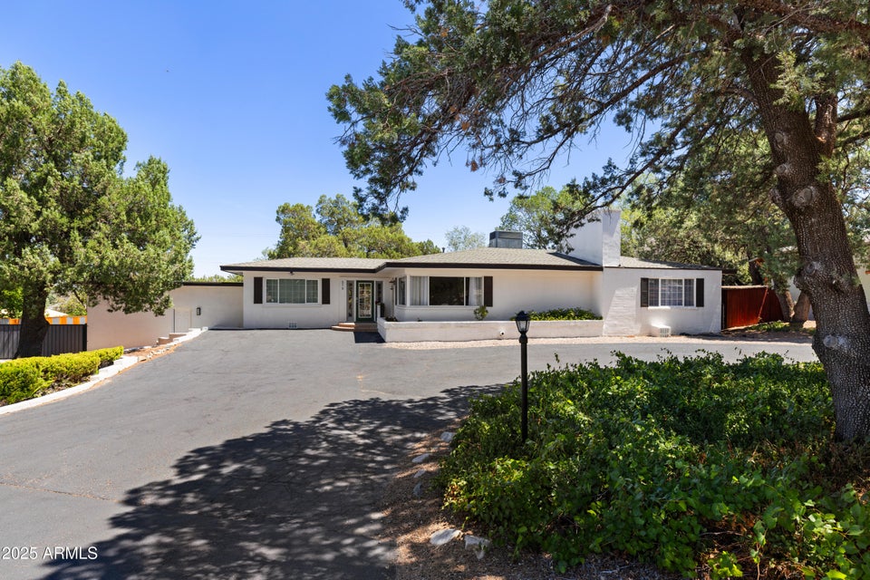 Prescott, Arizona, 86303, United States, 3 Bedrooms Bedrooms, ,2 BathroomsBathrooms,Residential,For Sale,2009226