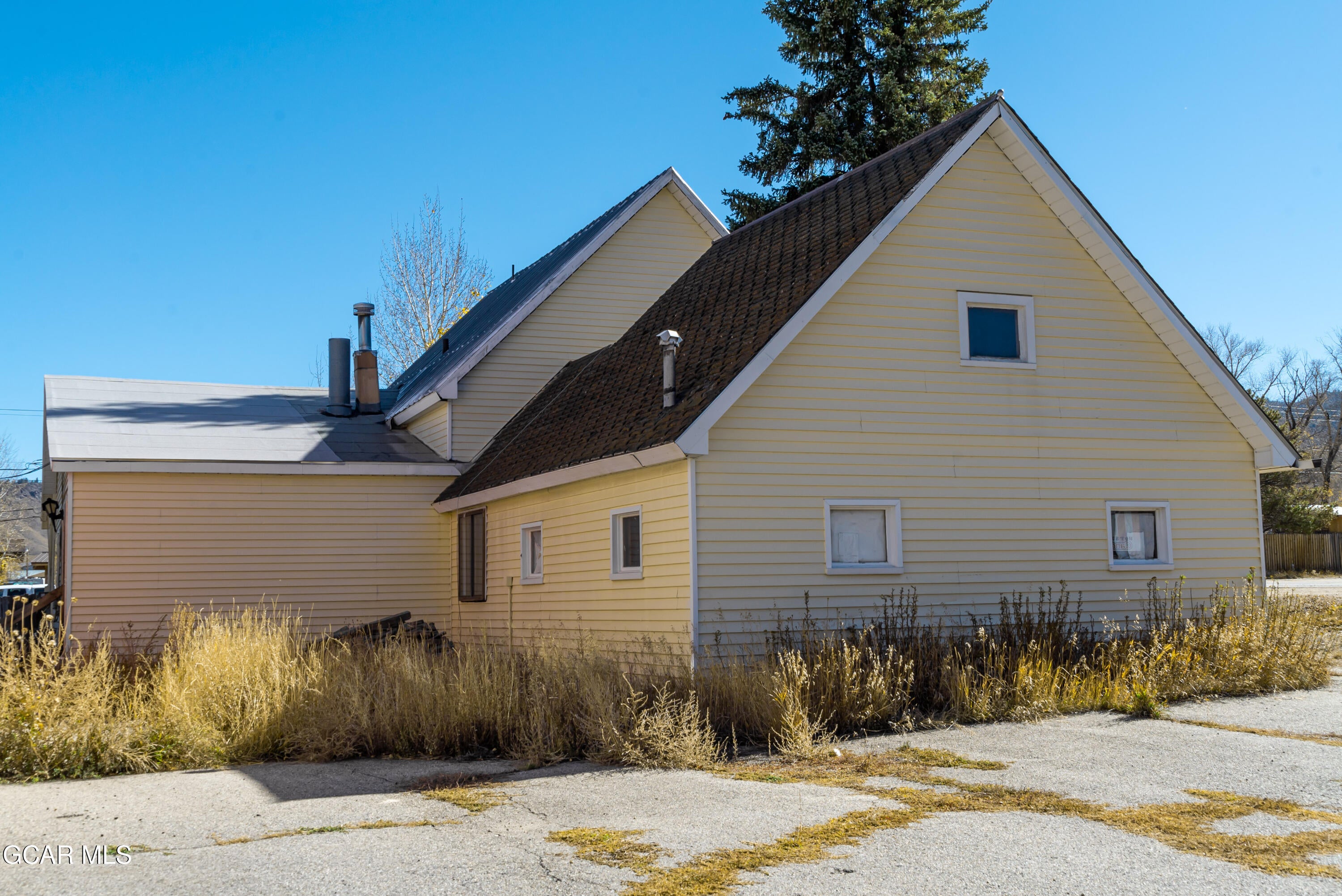 Hot Sulphur Springs, Colorado, 80451, United States, 4 Bedrooms Bedrooms, ,4 BathroomsBathrooms,Residential,For Sale,1792970