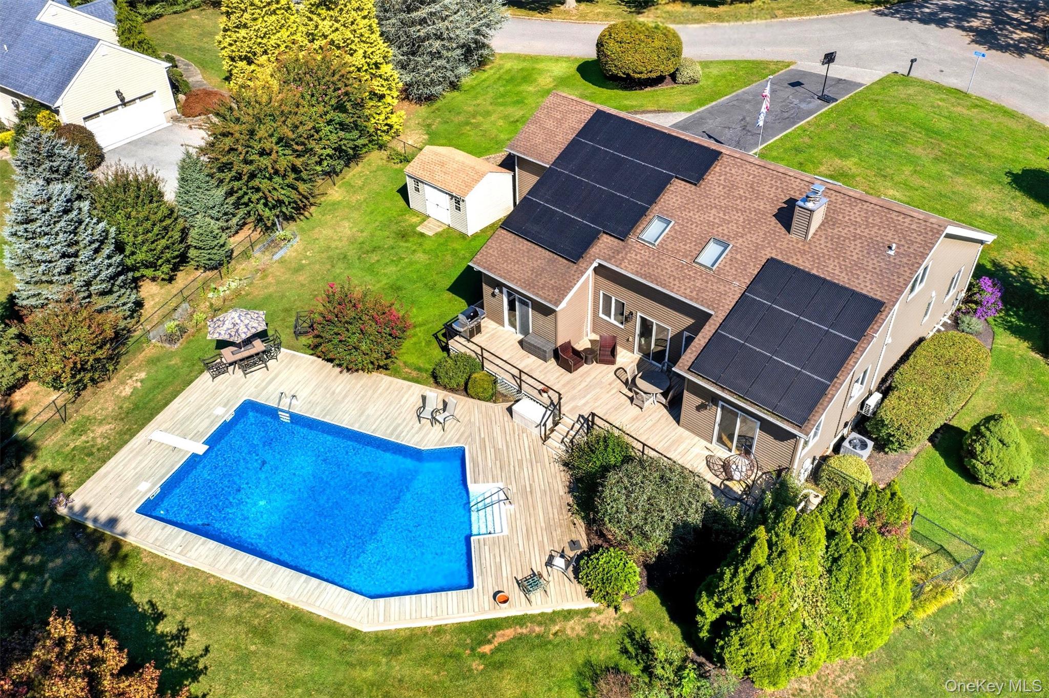 Jamesport, New York, 11947, United States, 4 Bedrooms Bedrooms, ,3 BathroomsBathrooms,Residential,For Sale,2002985