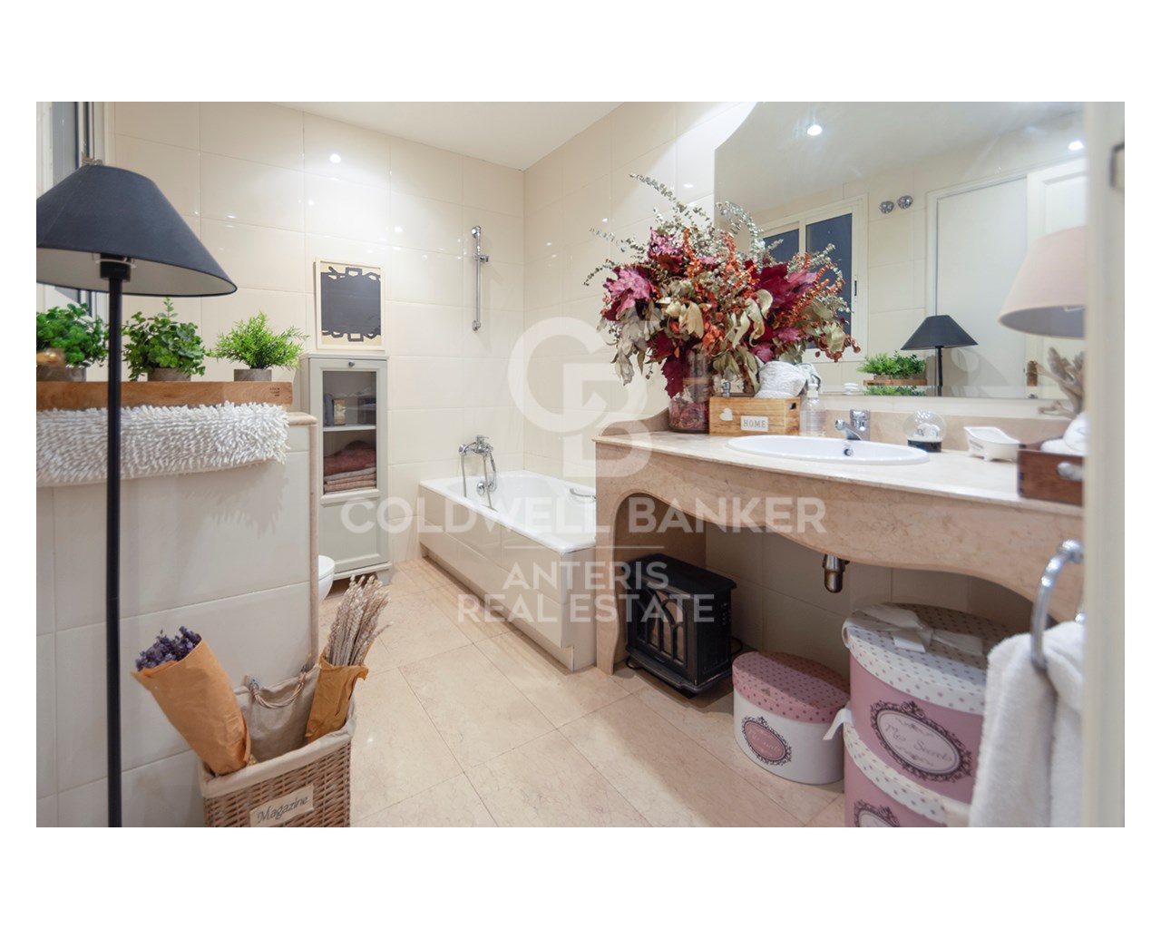 Barcelona, Barcelona, Sarri? - Sant Gervasi Barcel, Barcelona, Catalonia, ES, 5 Bedrooms Bedrooms, ,2 BathroomsBathrooms,Residential,For Sale,Barcelona, Barcelona, Sarri? - Sant Gervasi Barcel,1671720
