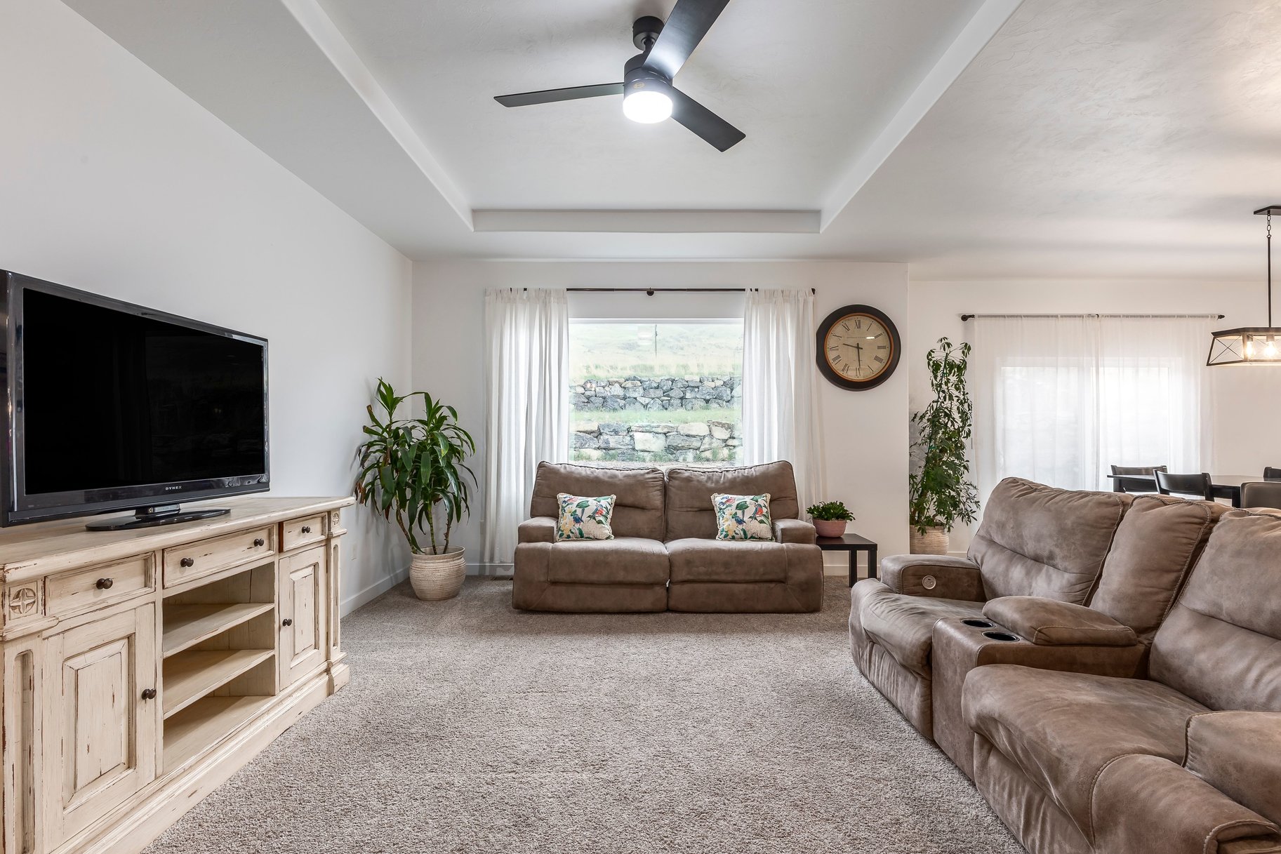  Fresh Lakepoint Find with Fast Airport Access - 物件實景