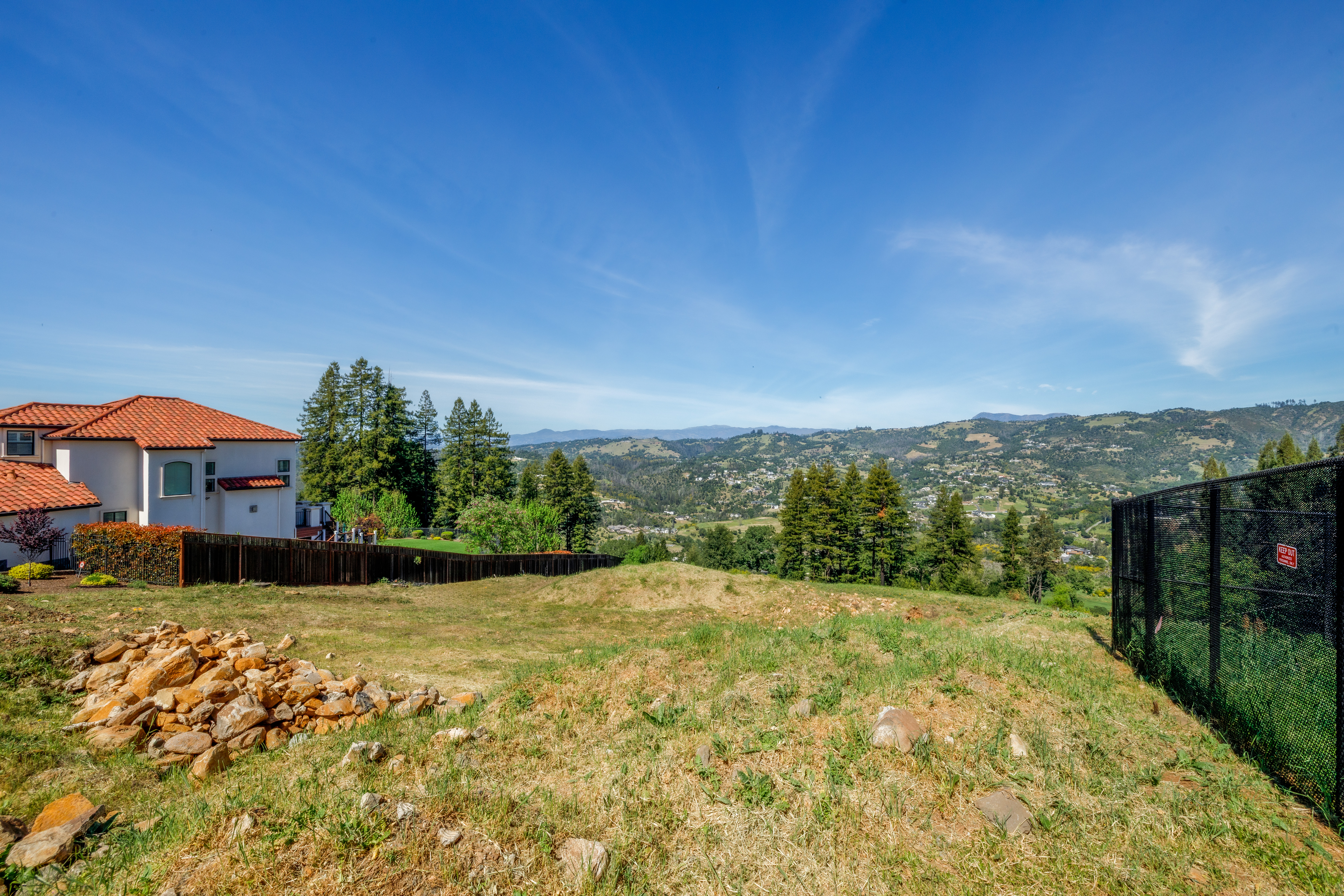  3888 Skyfarm Drive, Santa Rosa, CA 95403 - 物件實景