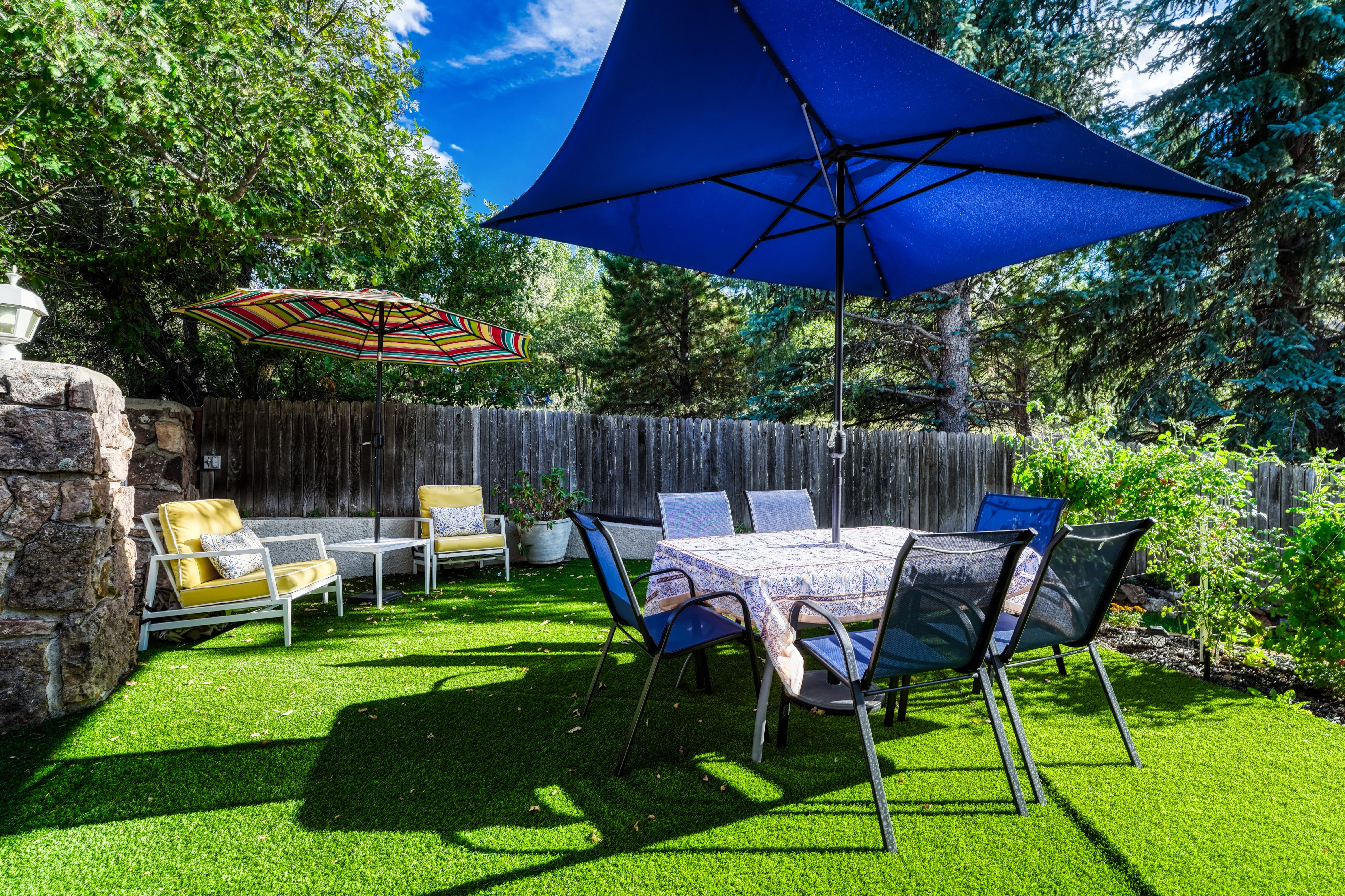  Renovated Ranch with Outdoor Living - 物件實景