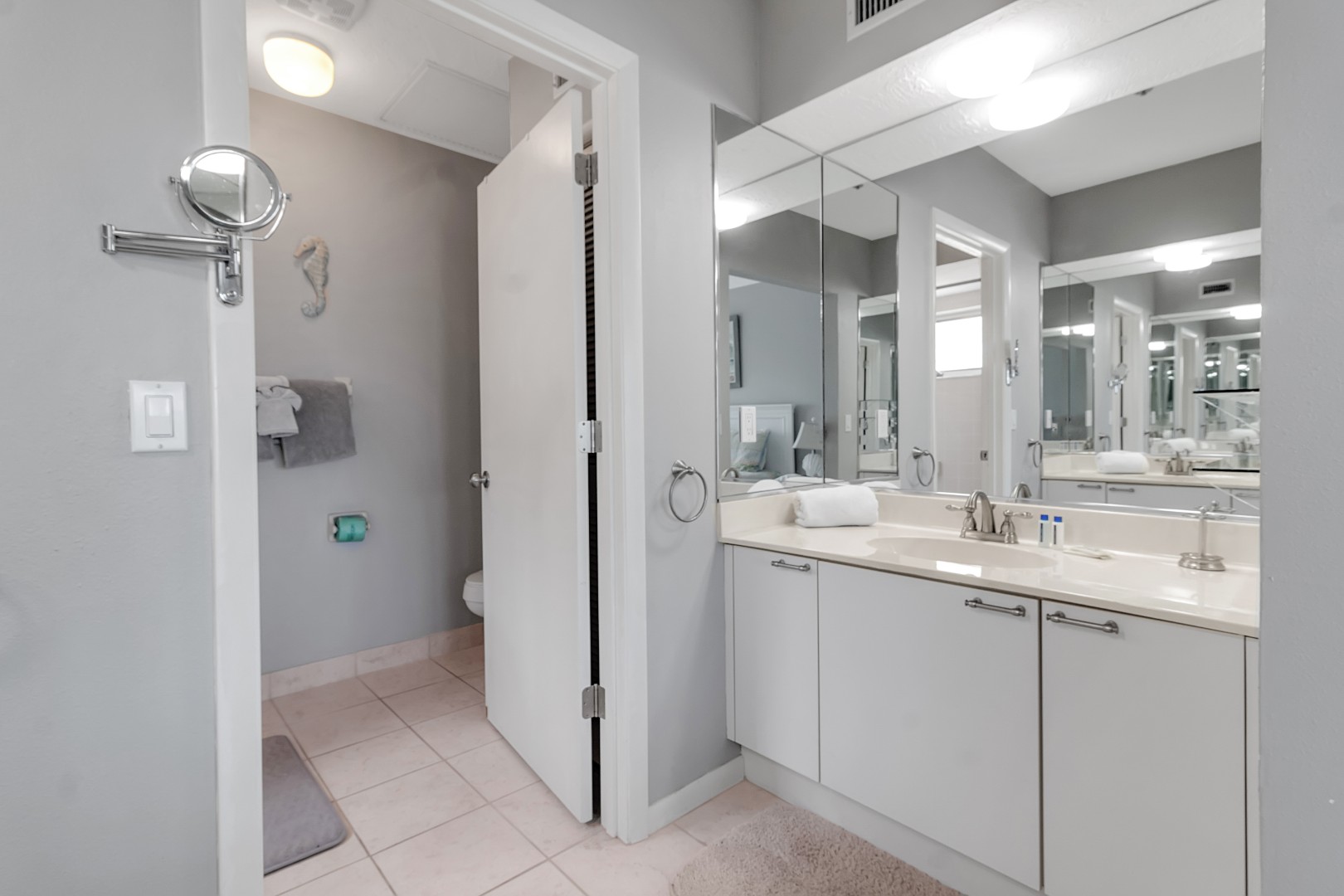 Longboat Key, Florida, 34228, United States, 2 Bedrooms Bedrooms, ,2 BathroomsBathrooms,Residential,For Sale,1841506