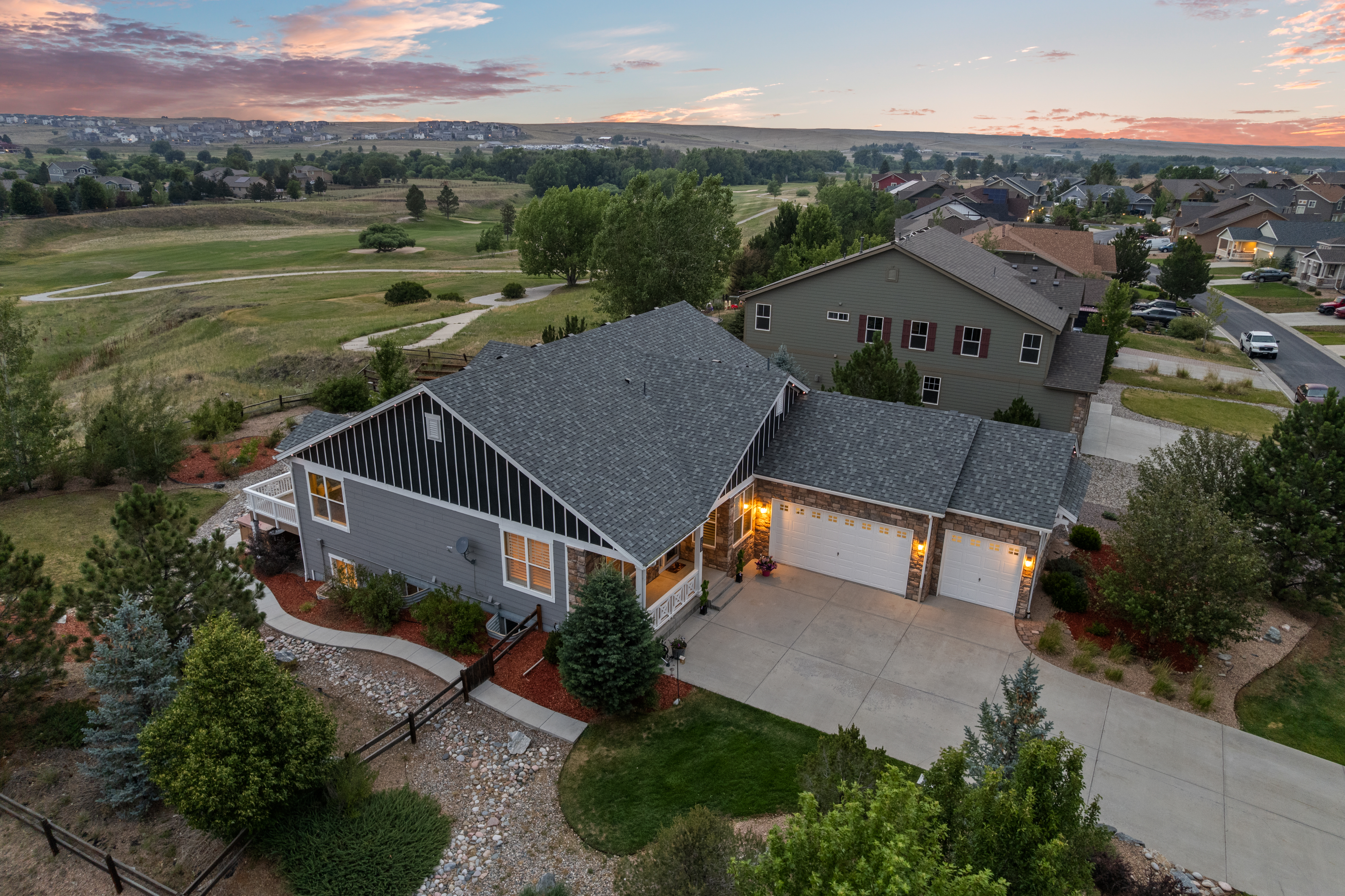  Experience elevated Colorado living in this exceptional ranch-style home. - 物件實景