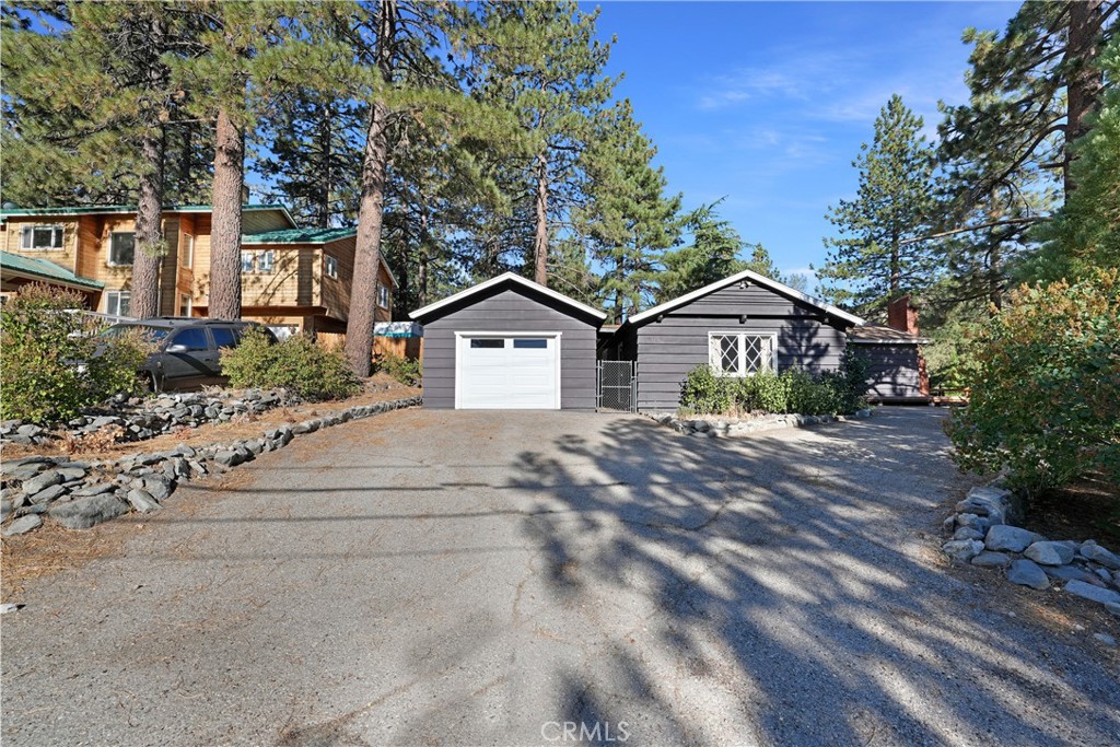 Wrightwood, California, 92397, United States, 3 Bedrooms Bedrooms, ,2 BathroomsBathrooms,Residential,For Sale,1959217