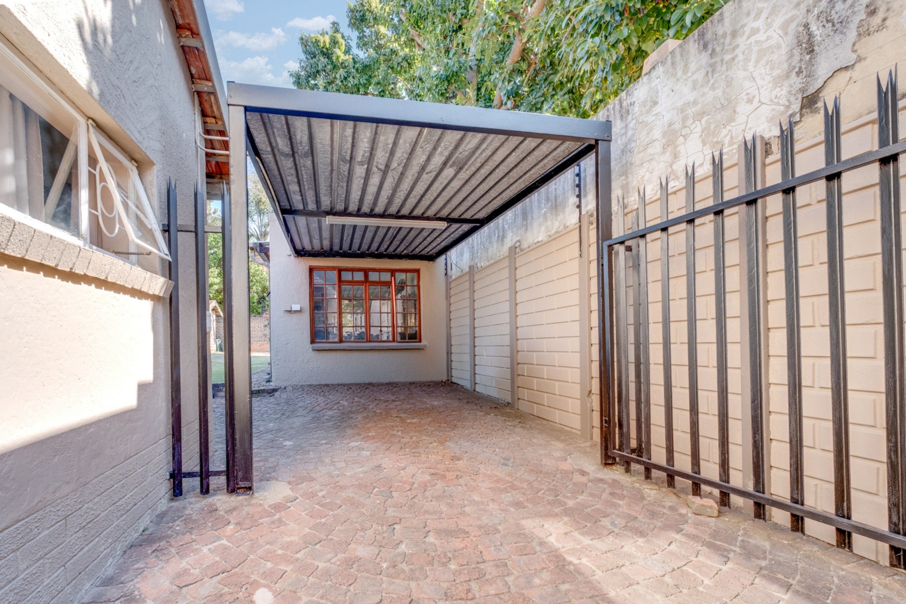  Fabulous Family Home with Charm, Character & Bonus Cottage - 物件實景