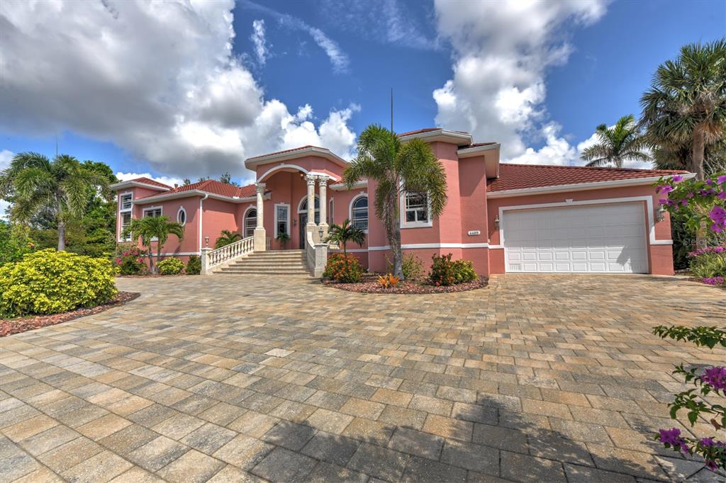 Port Charlotte, Florida, 33952, United States, 3 Bedrooms Bedrooms, ,4 BathroomsBathrooms,Residential,For Sale,1979564