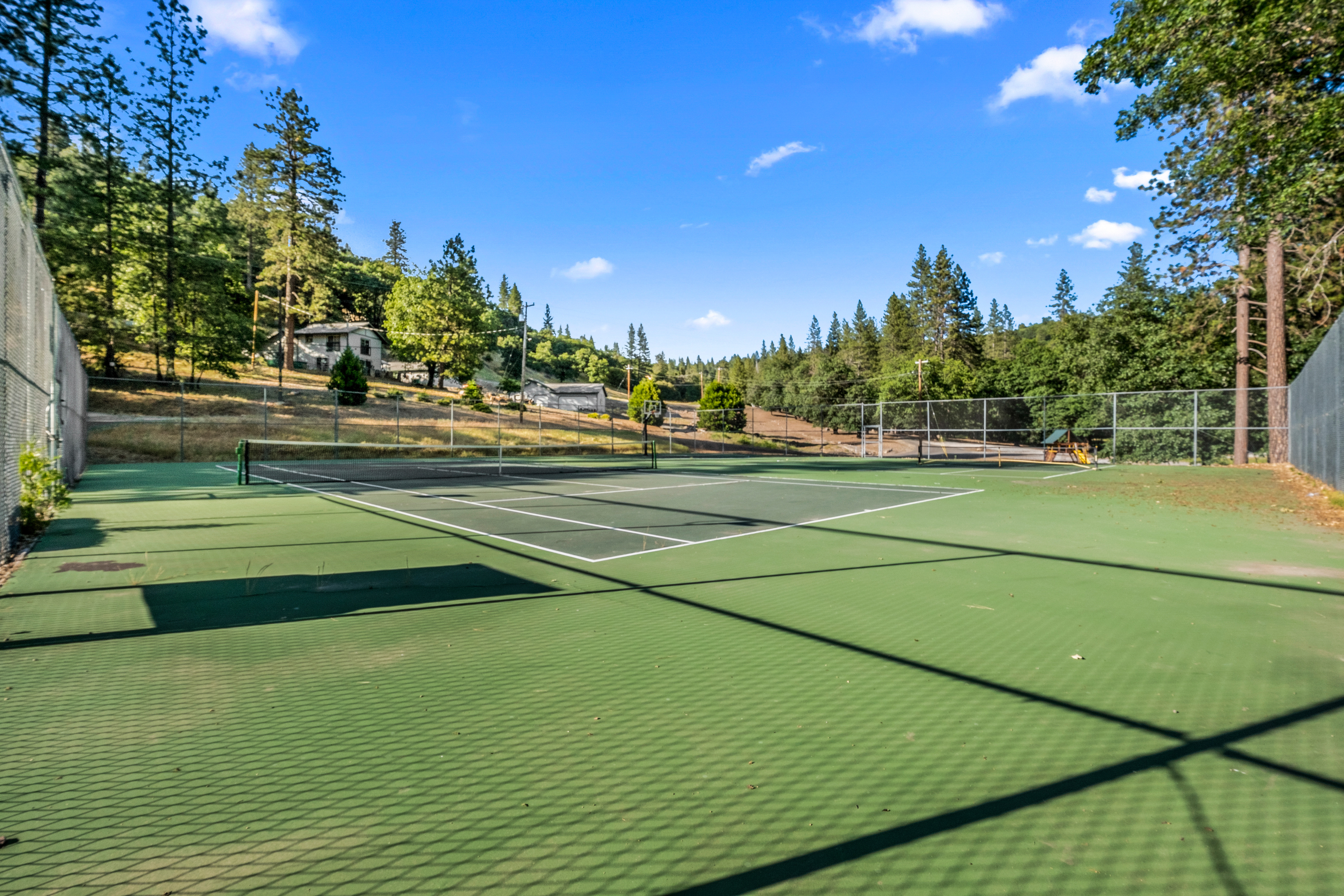  5648 Sierra Springs Drive, Pollock Pines, CA 95726 - 物件實景