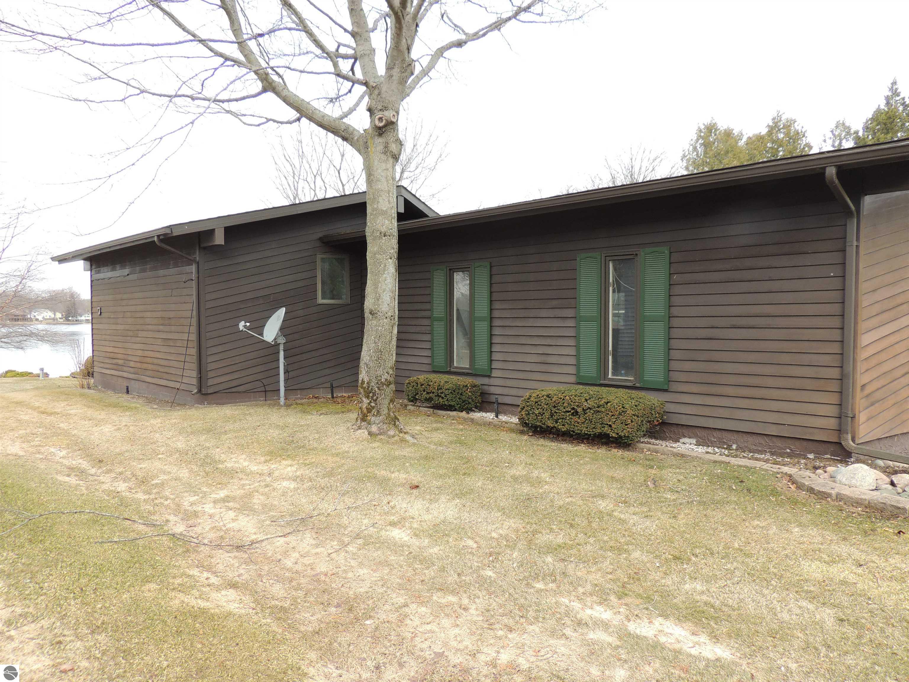 Lake Isabella, Michigan, 48893, United States, 4 Bedrooms Bedrooms, ,4 BathroomsBathrooms,Residential,For Sale,2030356