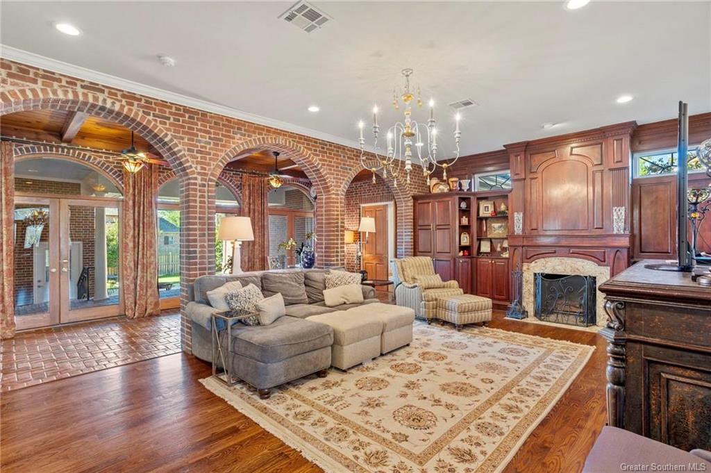 Lake Charles, Louisiana, 70605, United States, 5 Bedrooms Bedrooms, ,4 BathroomsBathrooms,Residential,For Sale,1977188