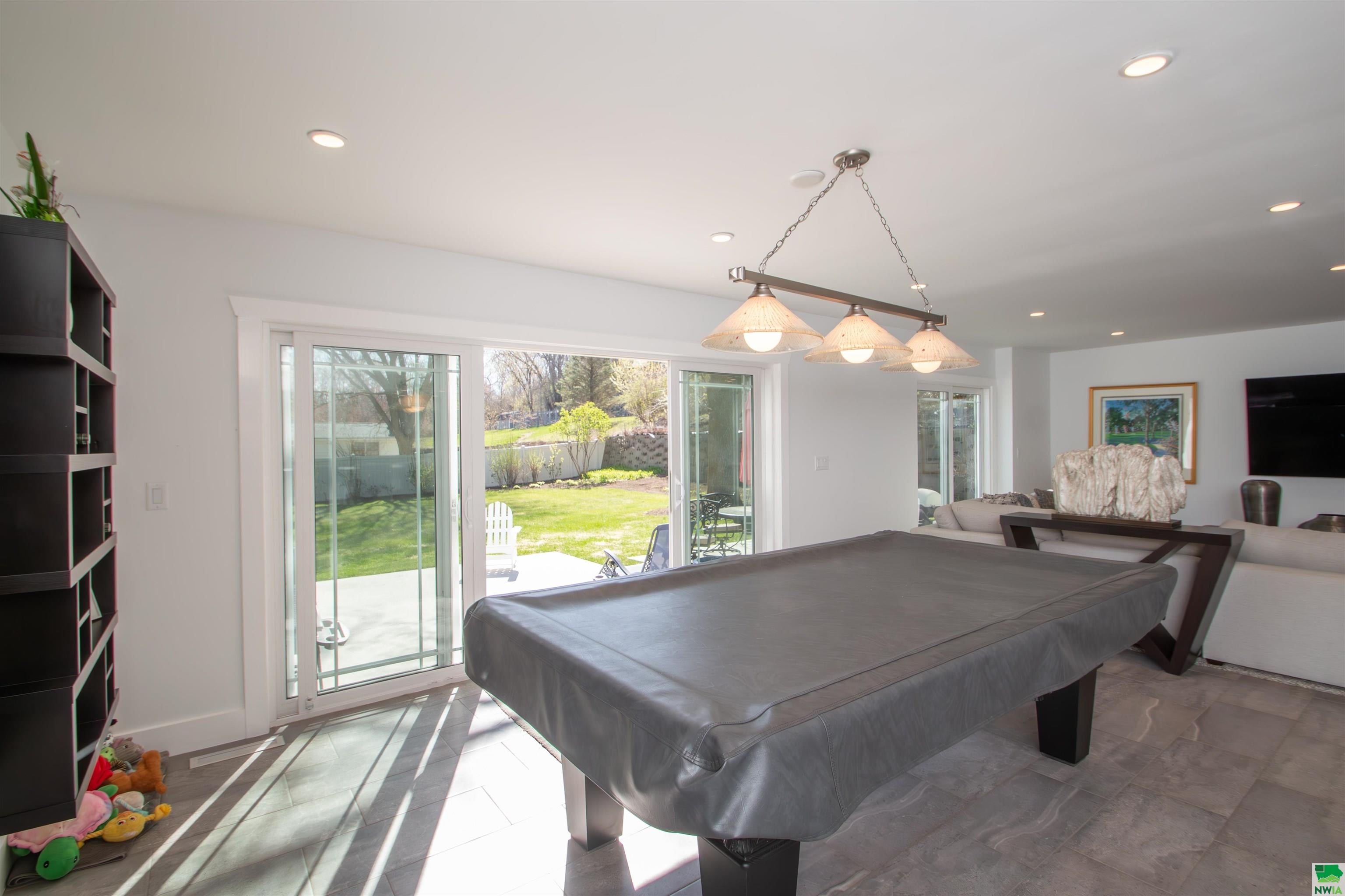 Sioux City, Iowa, 51104, United States, 5 Bedrooms Bedrooms, ,3 BathroomsBathrooms,Residential,For Sale,1921343