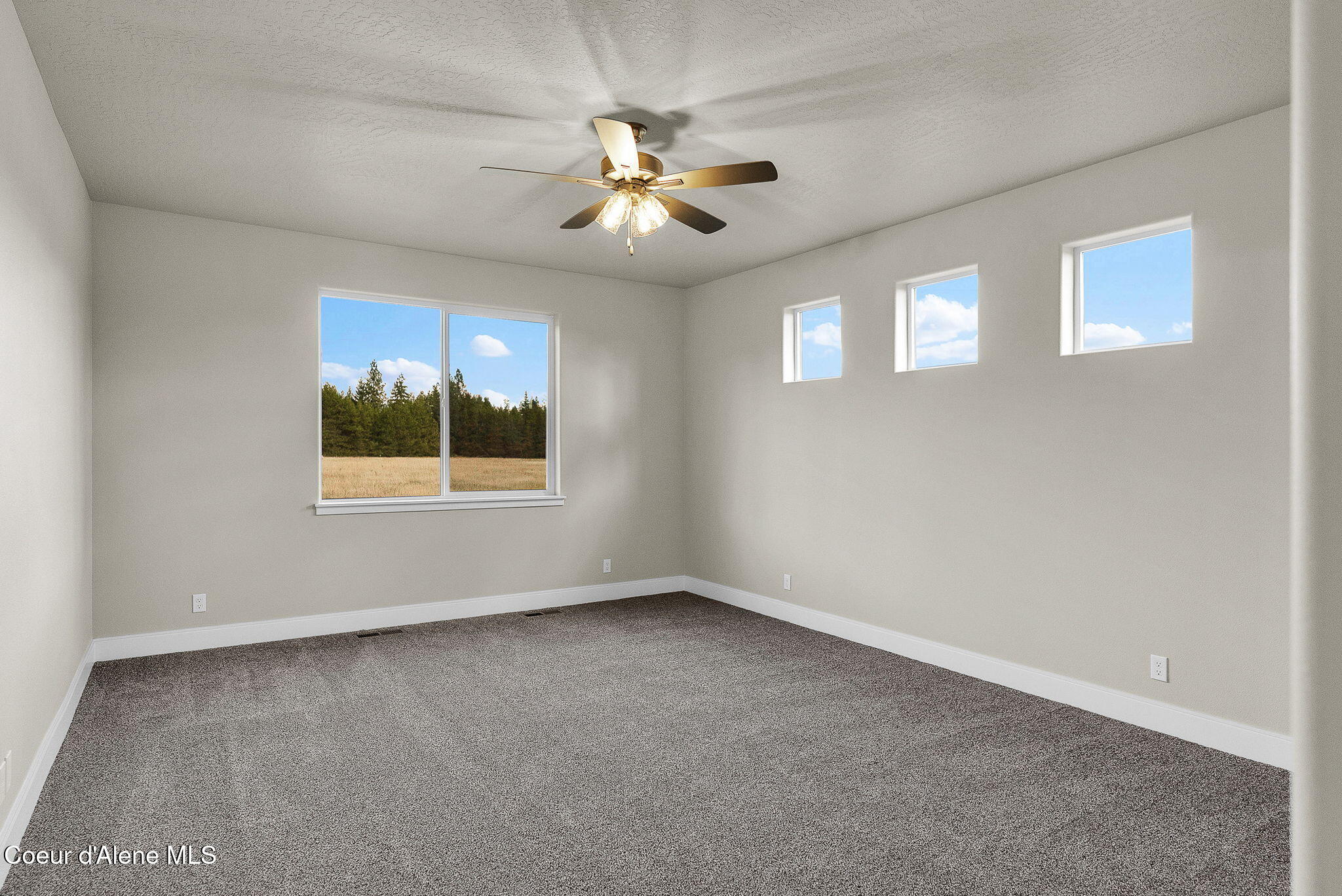 Rathdrum, Idaho, 83858, United States, 6 Bedrooms Bedrooms, ,1 BathroomBathrooms,Residential,For Sale,1989161