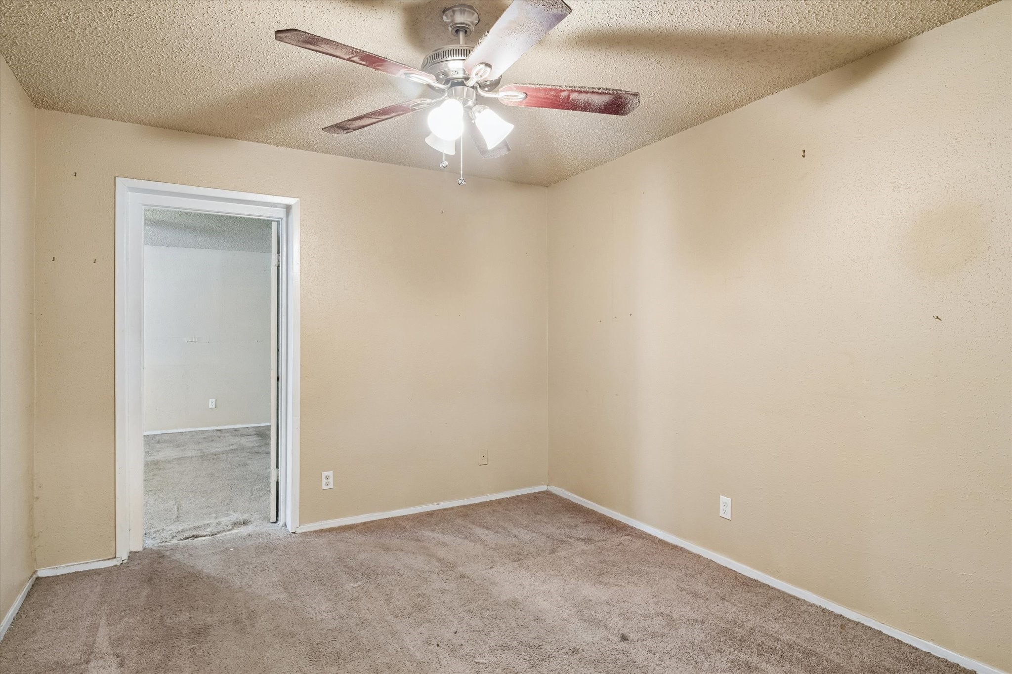  23423 Canyon Lake Drive - 物件實景