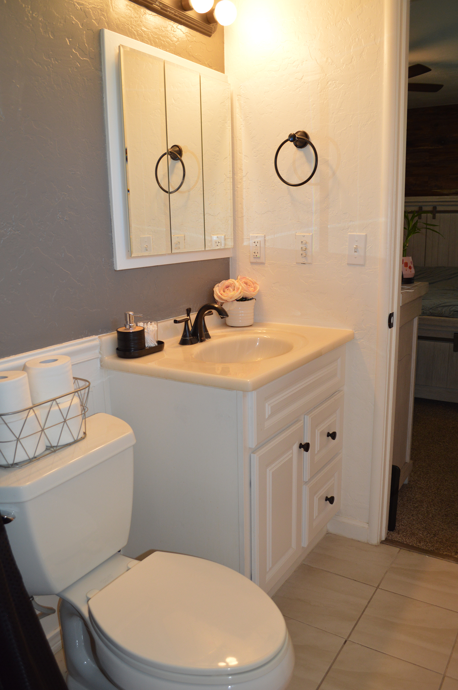 Ukiah, California, 95482, United States, 3 Bedrooms Bedrooms, ,2 BathroomsBathrooms,Residential,For Sale,1939917