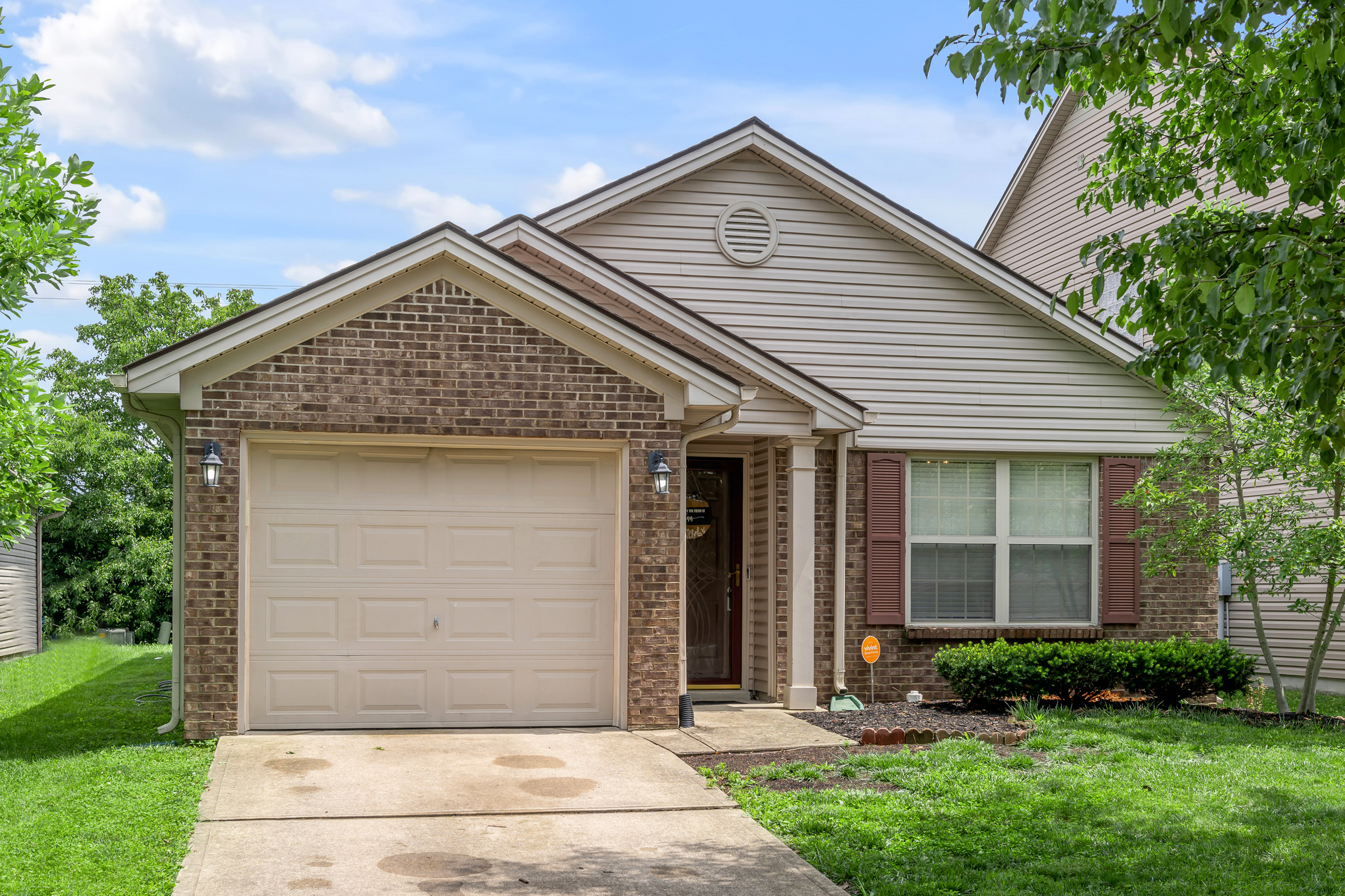  944 Winding Oak Trail - 物件實景