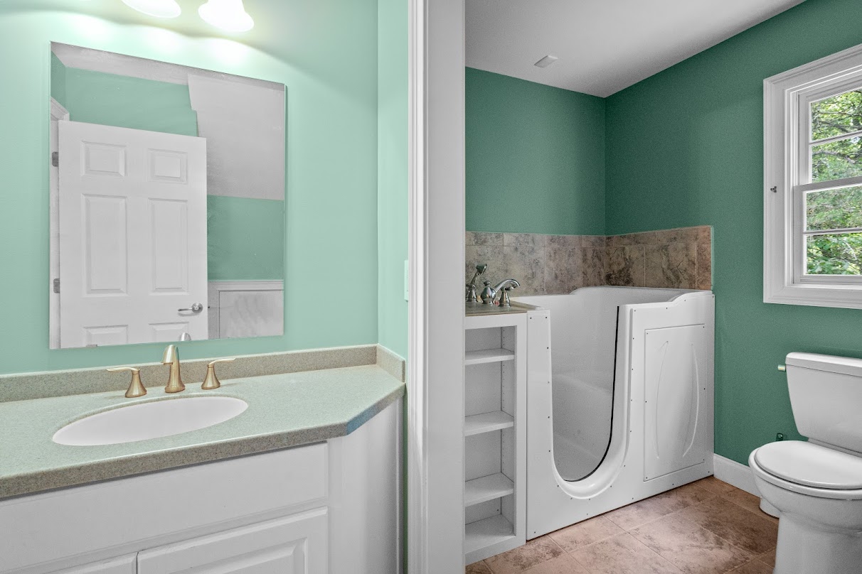 Villa Rica, Georgia, 30180, United States, 7 Bedrooms Bedrooms, ,9 BathroomsBathrooms,Residential,For Sale,1982750