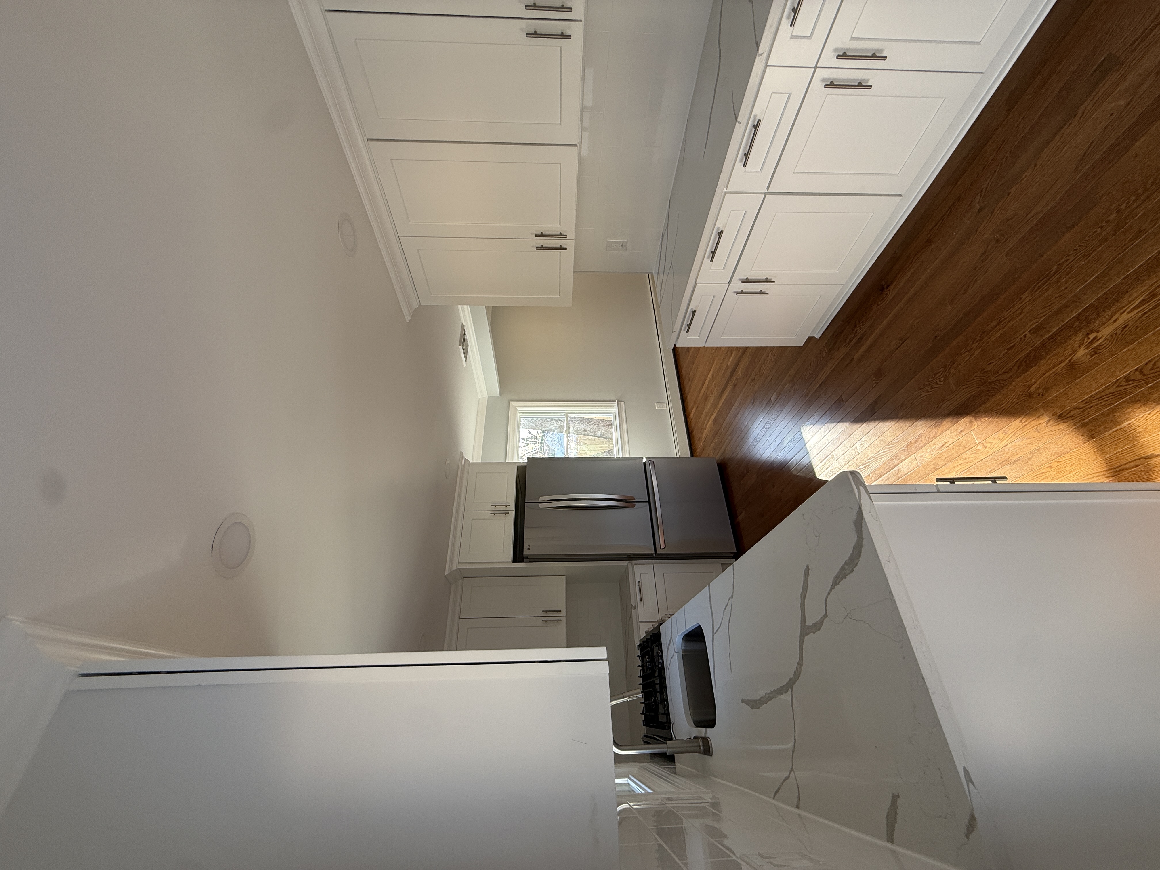 West Islip, New York, 11795, United States, 2 Bedrooms Bedrooms, ,Residential,For Sale,2007437