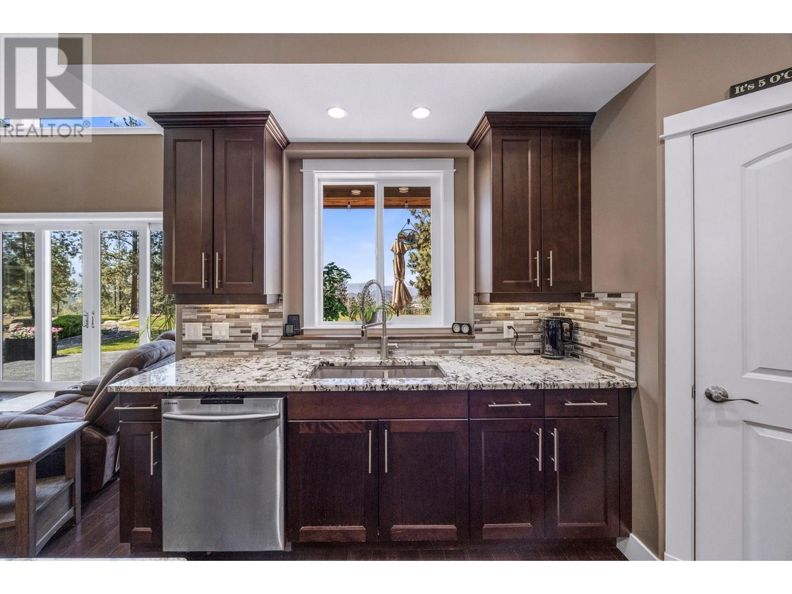 KELOWNA, British Columbia, V1X 7V3, CA, 4 Bedrooms Bedrooms, ,2 BathroomsBathrooms,Residential,For Sale,1948769