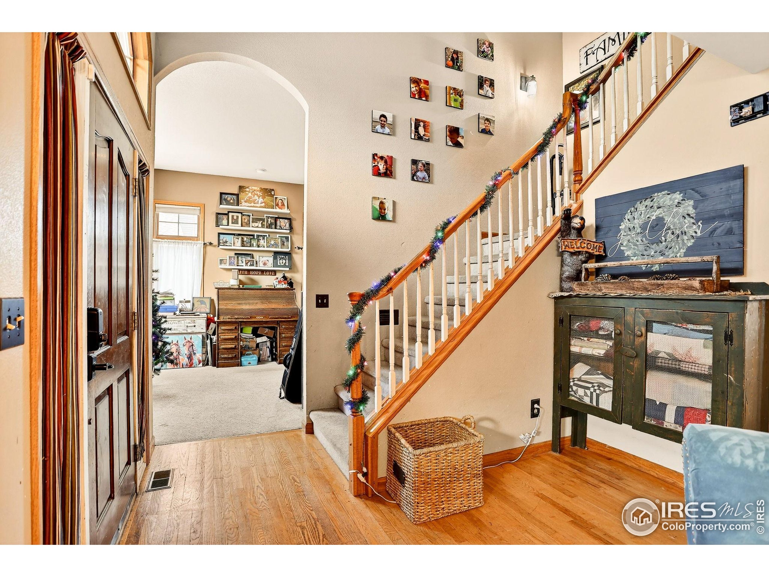 Loveland, Colorado, 80538, United States, 4 Bedrooms Bedrooms, ,4 BathroomsBathrooms,Residential,For Sale,1992882