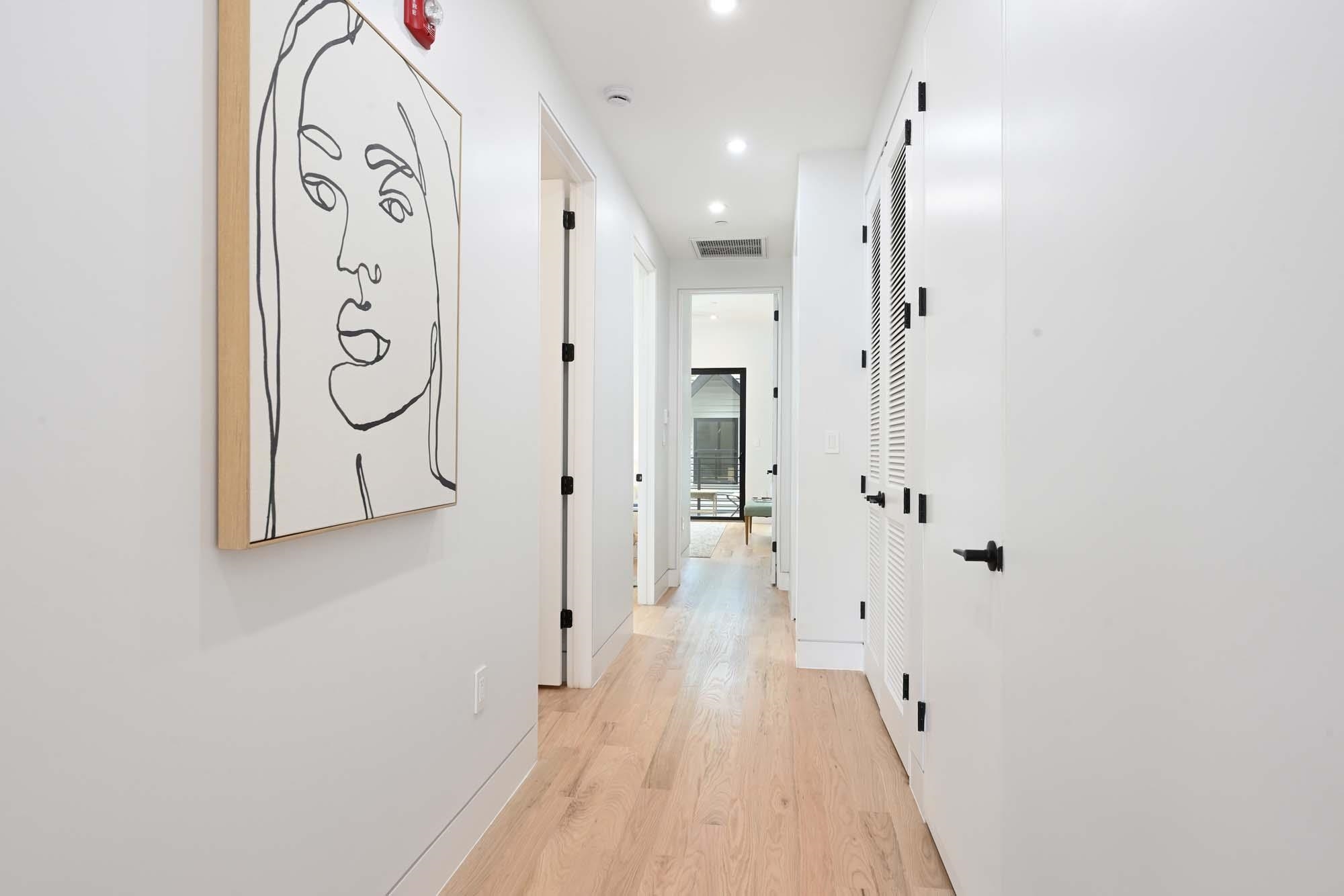 Jersey City, New Jersey, 07305, United States, 3 Bedrooms Bedrooms, ,2 BathroomsBathrooms,Residential,For Sale,1906129