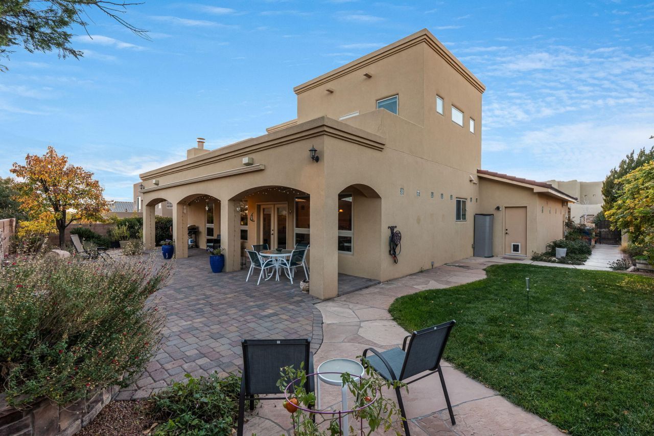 Albuquerque, New Mexico, 87114, United States, 3 Bedrooms Bedrooms, ,3 BathroomsBathrooms,Residential,For Sale,1996892