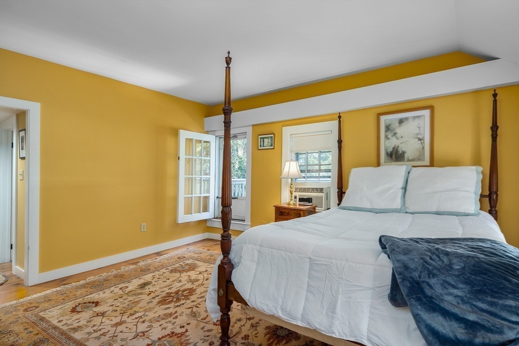 Amesbury, Massachusetts, 01913, United States, 5 Bedrooms Bedrooms, ,4 BathroomsBathrooms,Residential,For Sale,1992950