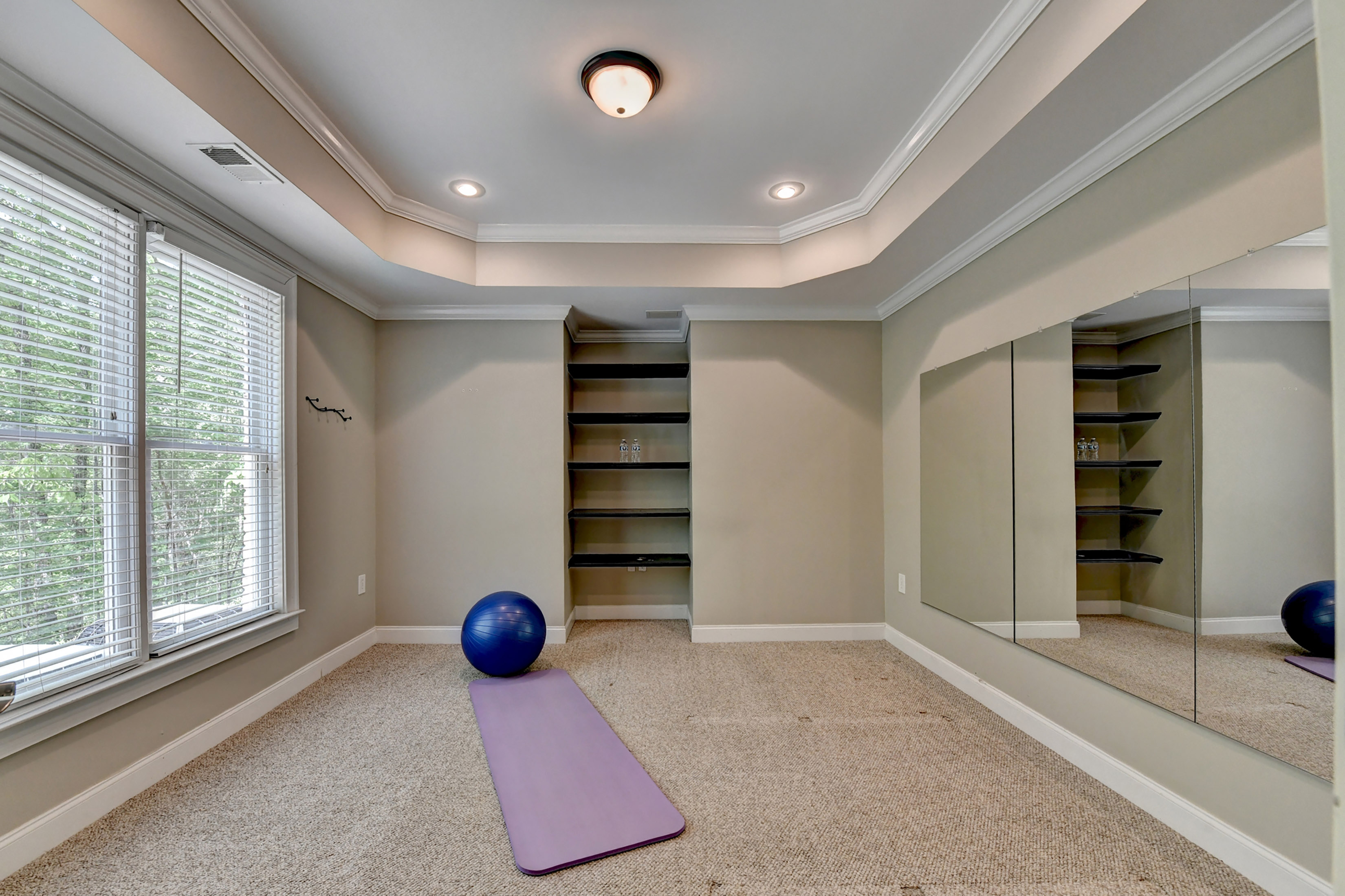  Luxury, Comfort and Privacy in One of Roswell