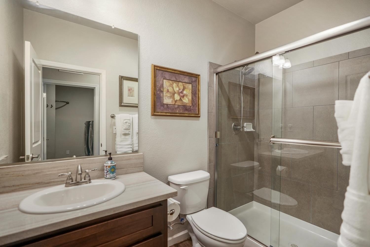 Ione, California, 95640, United States, 4 Bedrooms Bedrooms, ,3 BathroomsBathrooms,Residential,For Sale,1975203