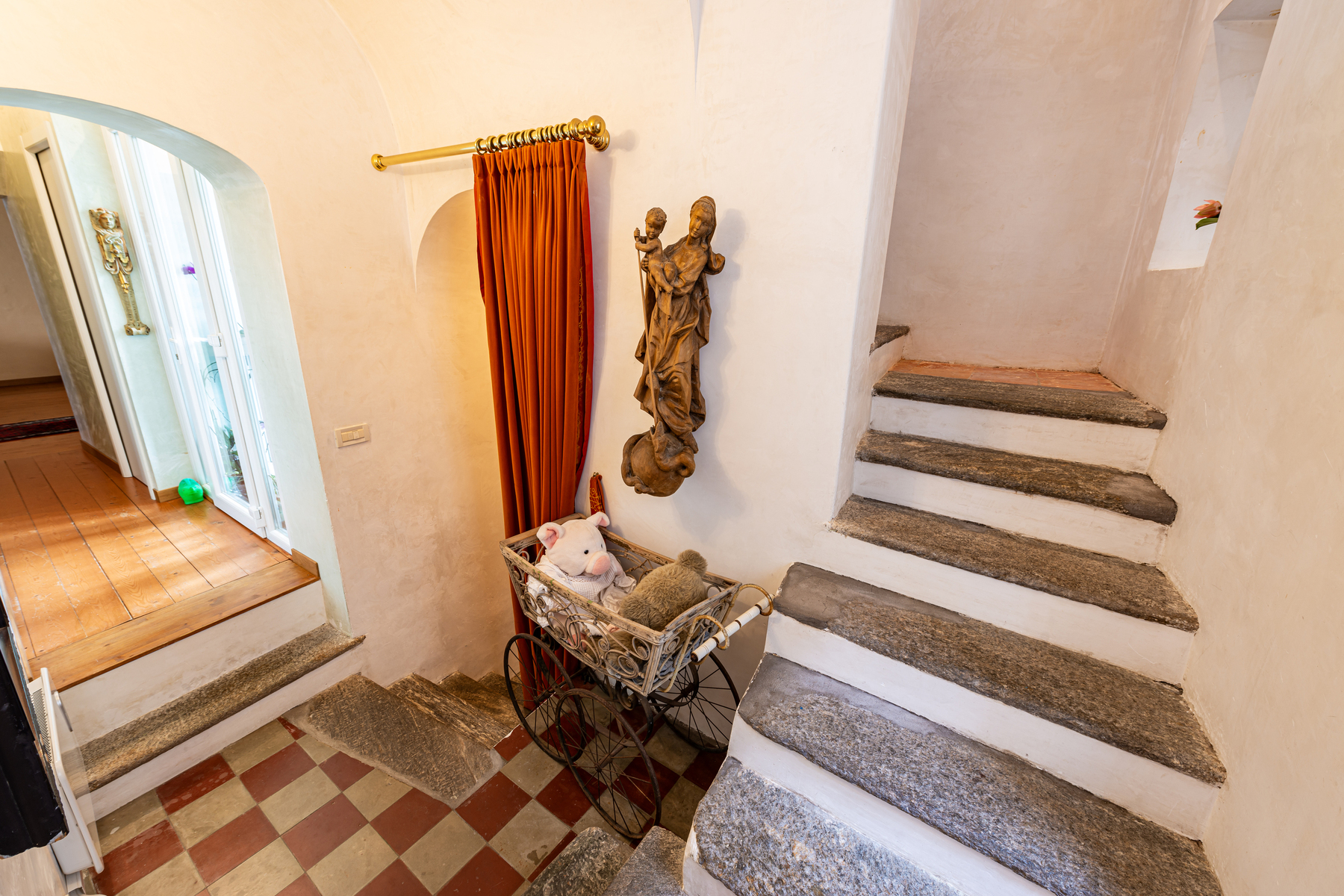  Charming house in the historic center, with its own vineyard - 物件實景