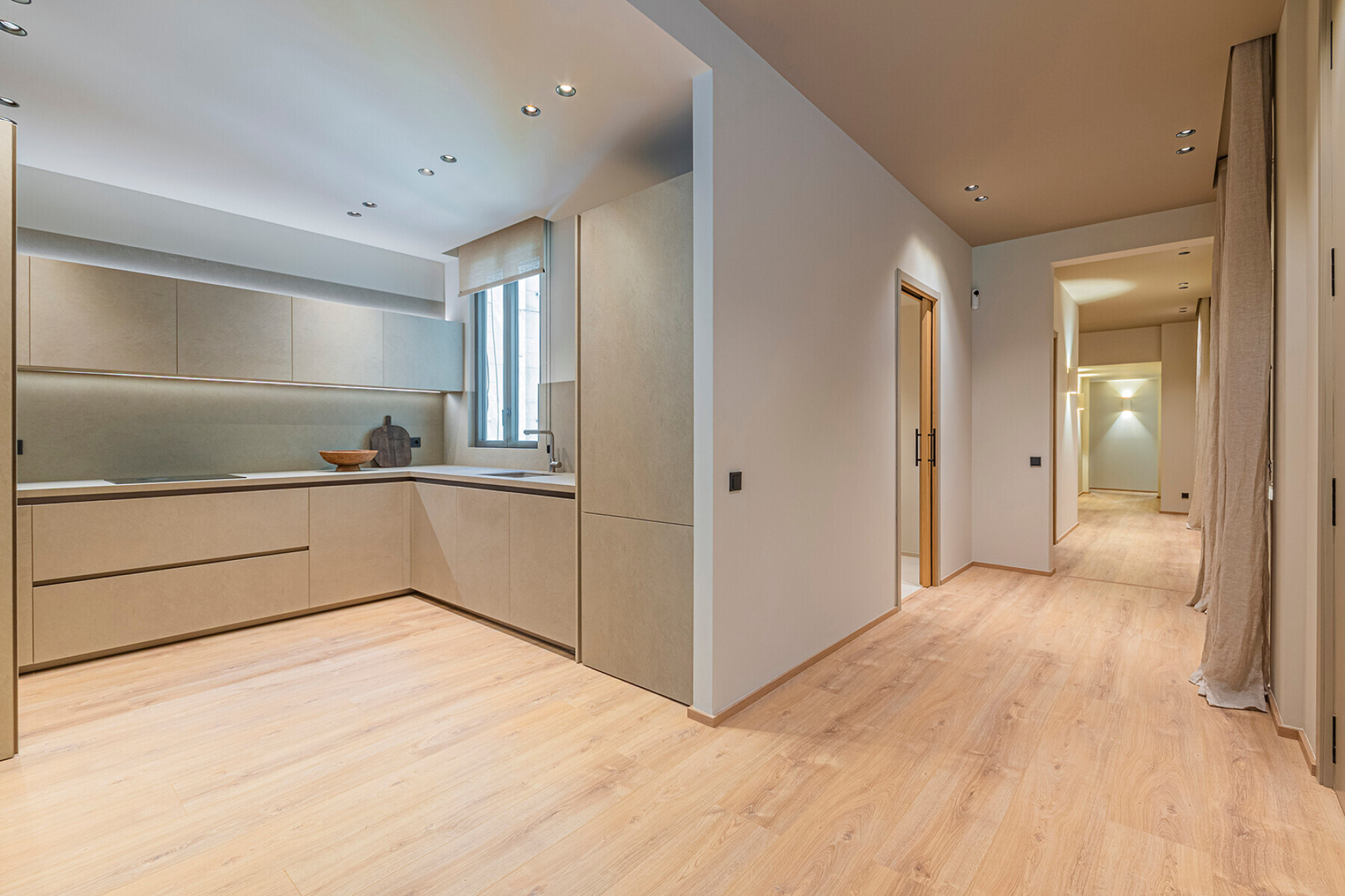 Refurbished modernist apartment in Eixample with luxury finishes - 物件實景