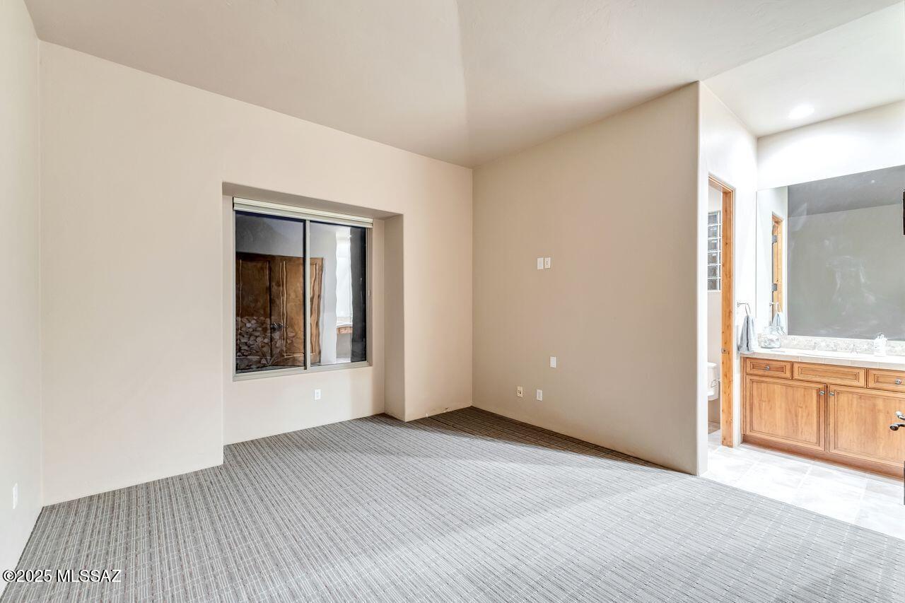 Tucson, Arizona, 85718, United States, 3 Bedrooms Bedrooms, ,4 BathroomsBathrooms,Residential,For Sale,1987862