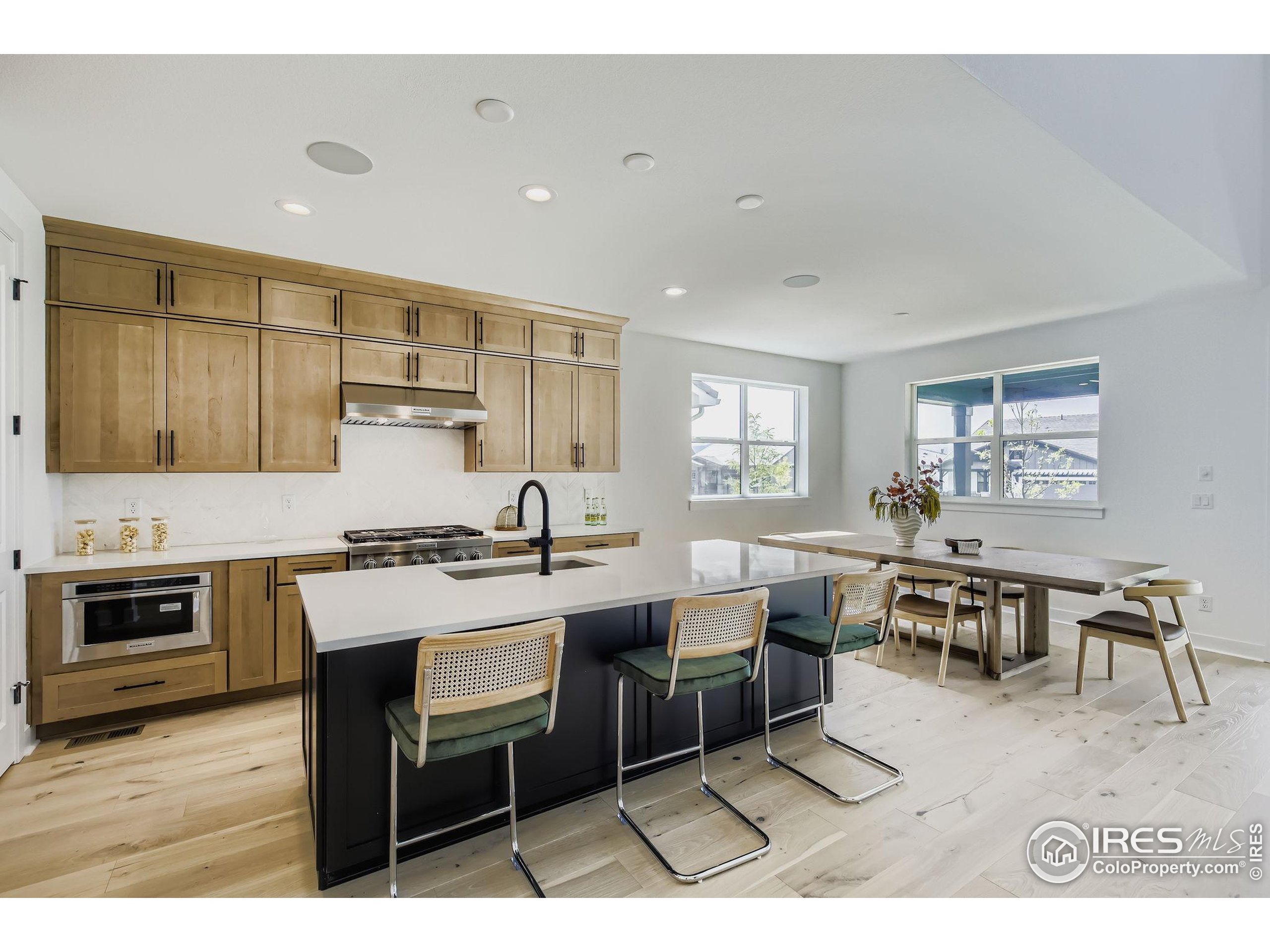 Berthoud, Colorado, 80513, United States, 3 Bedrooms Bedrooms, ,3 BathroomsBathrooms,Residential,For Sale,1826688