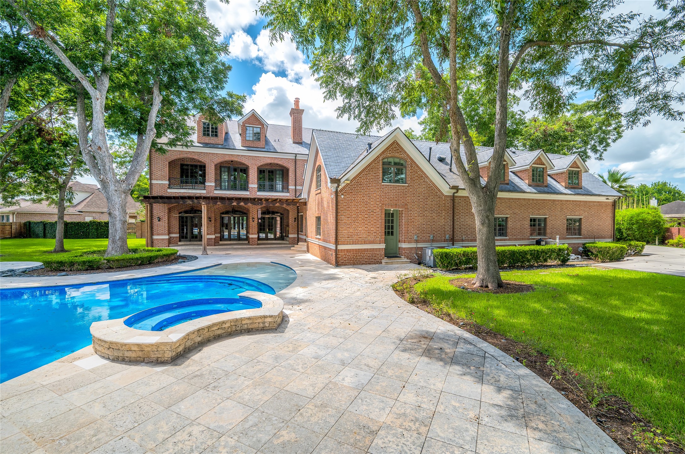  1802 Forest Gate Circle - 物件實景