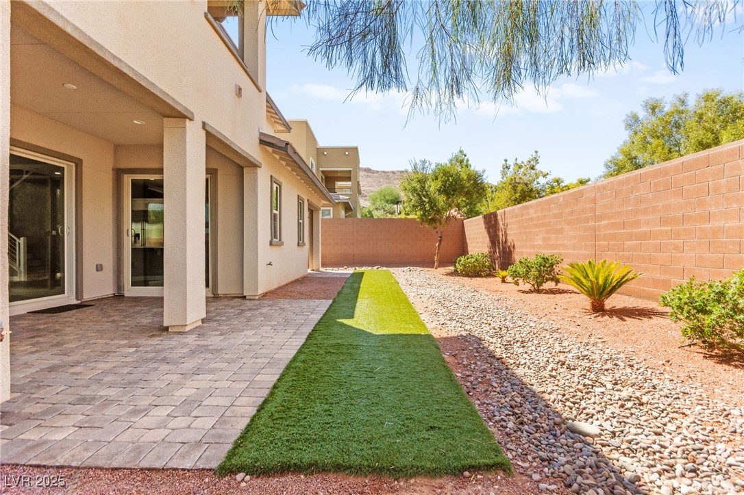 Las Vegas, Nevada, 89135, United States, 4 Bedrooms Bedrooms, ,4 BathroomsBathrooms,Residential,For Sale,1926199