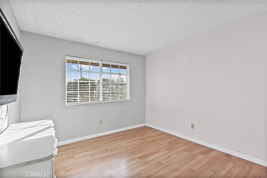 Paso Robles, California, 93446, United States, 3 Bedrooms Bedrooms, ,2 BathroomsBathrooms,Residential,For Sale,2006182