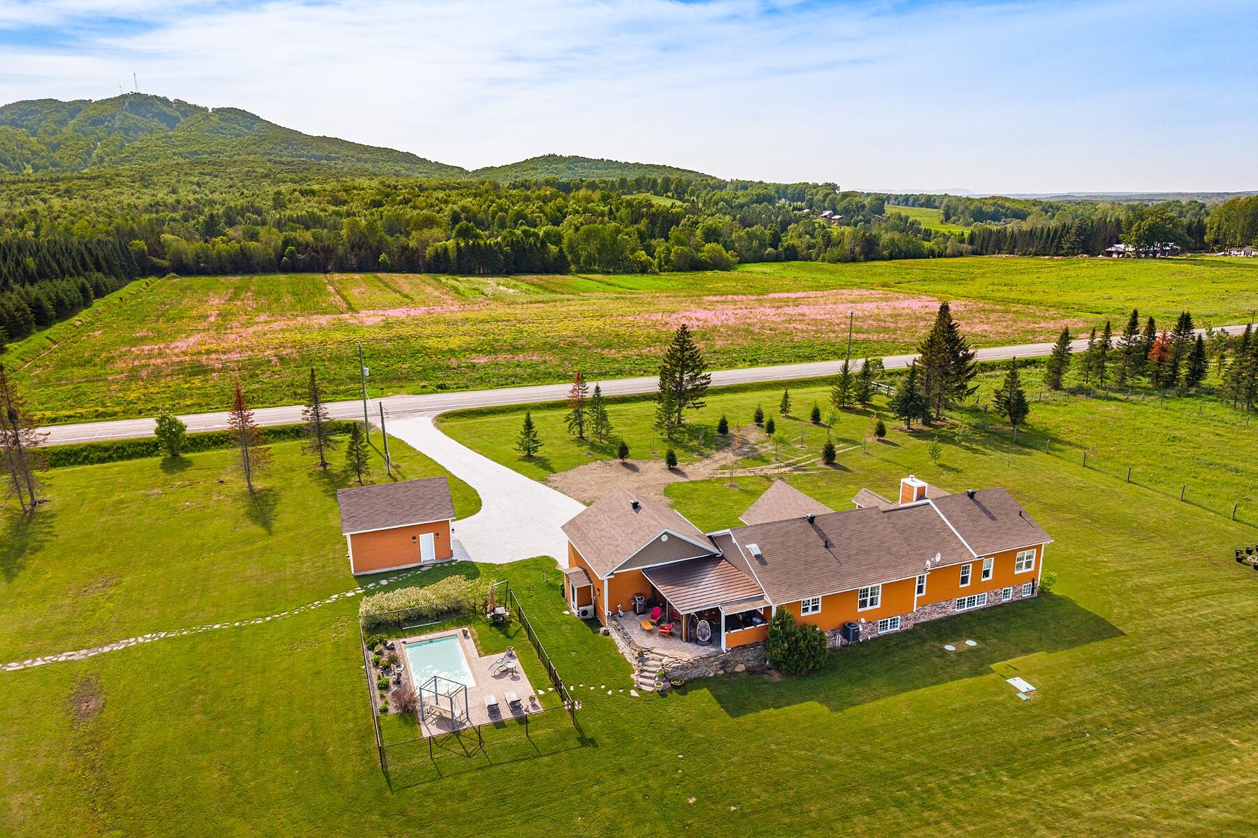  Lac-Brome, Eastern Townships - 物件實景