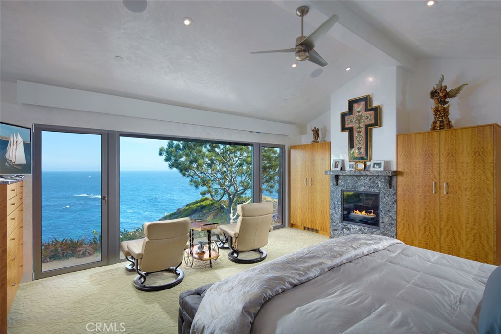 111 S La Senda Drive, Laguna Beach, California, 92651, United States, 4 Bedrooms Bedrooms, ,7 BathroomsBathrooms,Residential,For Sale,111 S La Senda Drive,1625085
