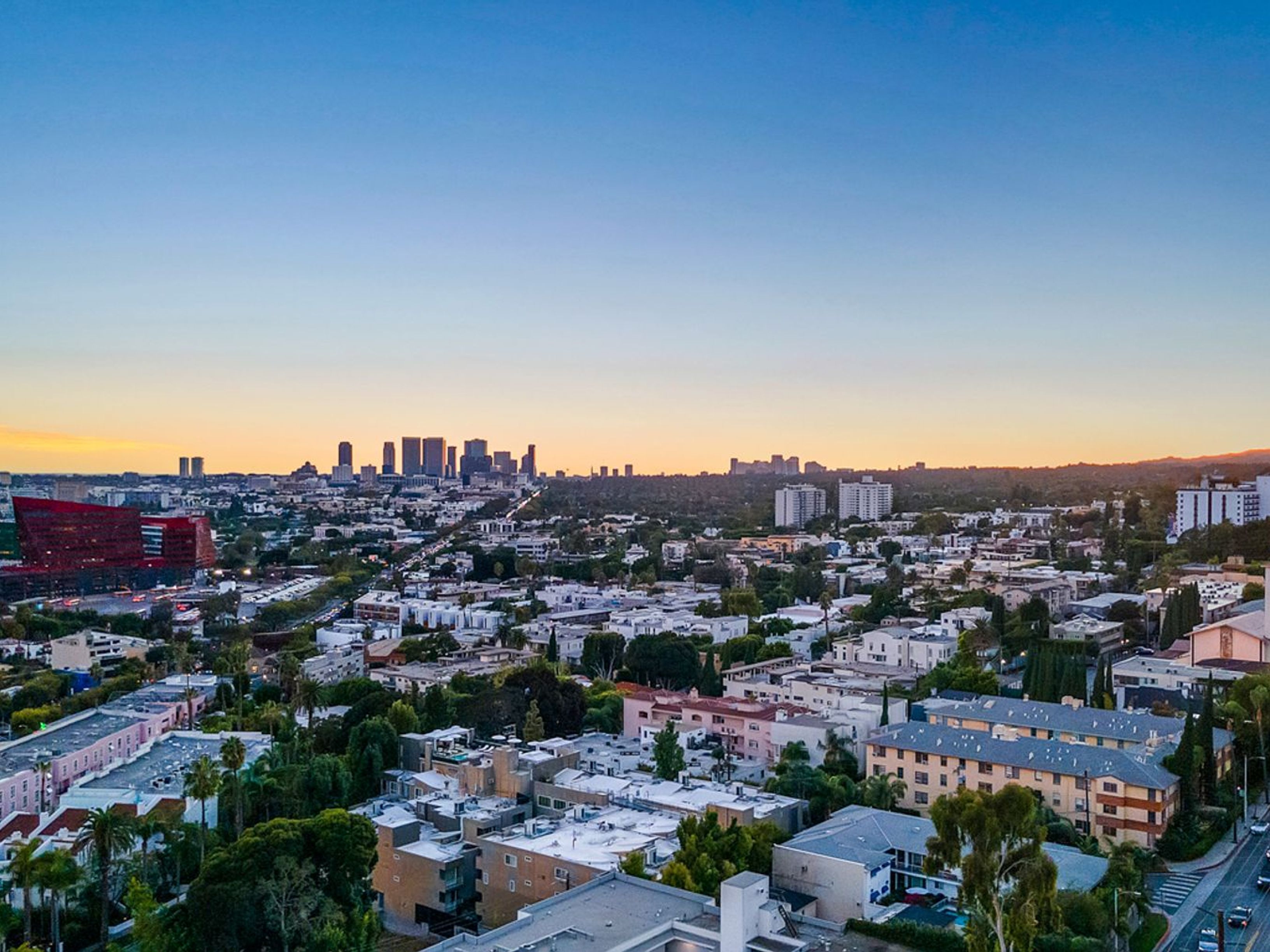  1100 Alta Loma Vista Road , West Hollywood, CA 90069 - 物件實景