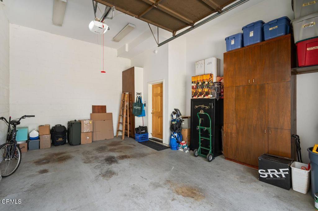 Pasadena, California, 91105, United States, 3 Bedrooms Bedrooms, ,2 BathroomsBathrooms,Residential,For Sale,1941777