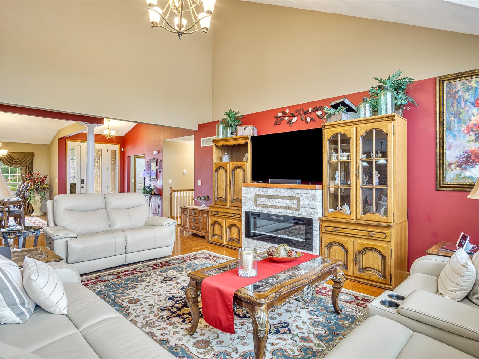 Swansea, Illinois, 62226, United States, 4 Bedrooms Bedrooms, ,4 BathroomsBathrooms,Residential,For Sale,1863975