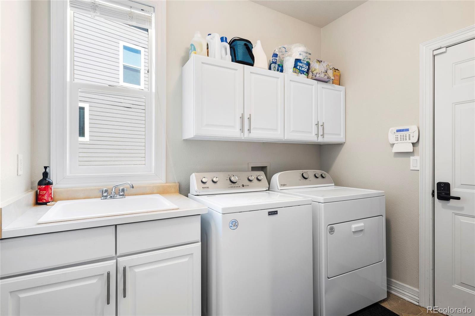 Centennial, Colorado, 80016, United States, 5 Bedrooms Bedrooms, ,4 BathroomsBathrooms,Residential,For Sale,1838823