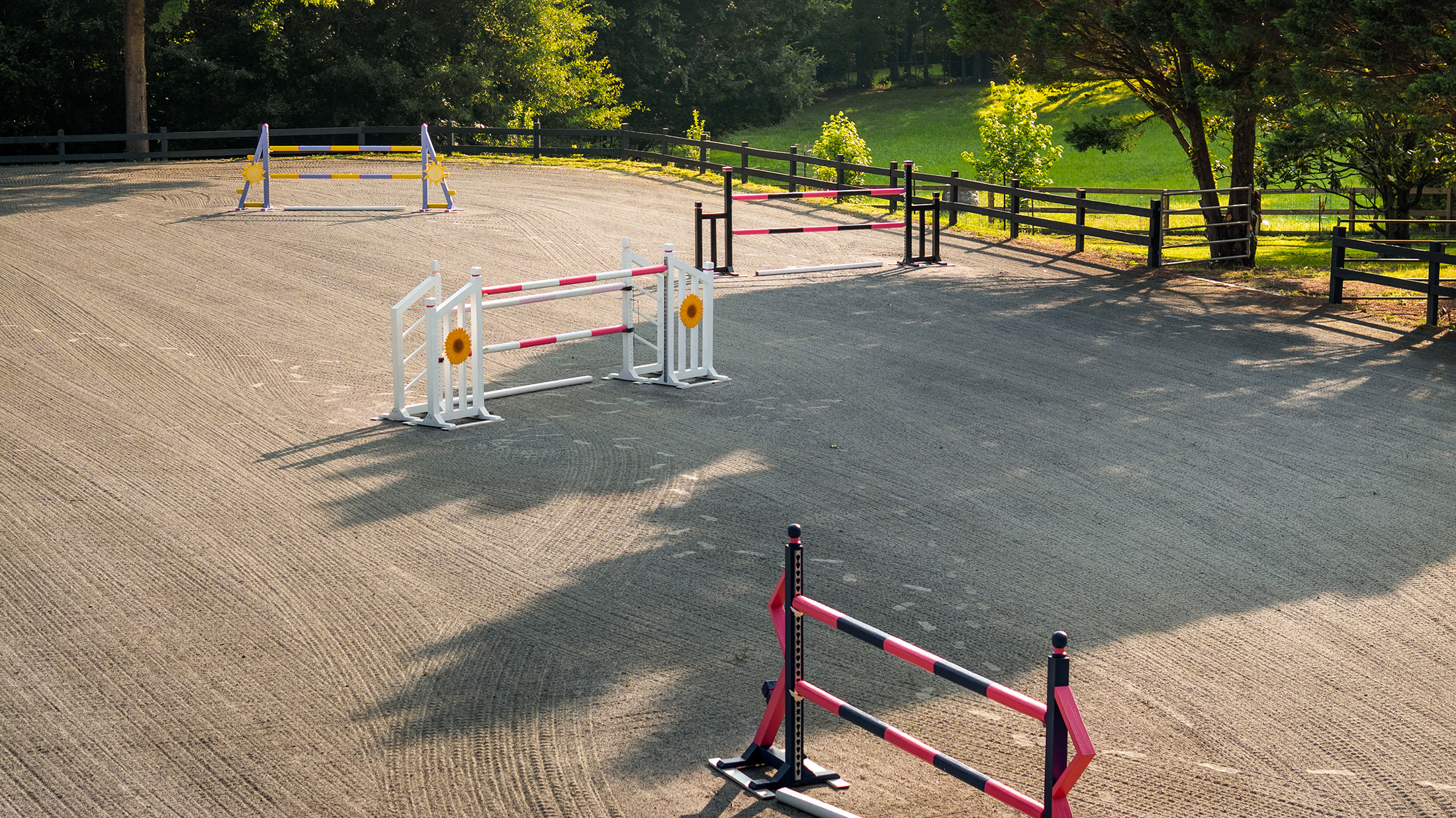  Rare Equestrian Facility with Prestigious Address - 物件實景