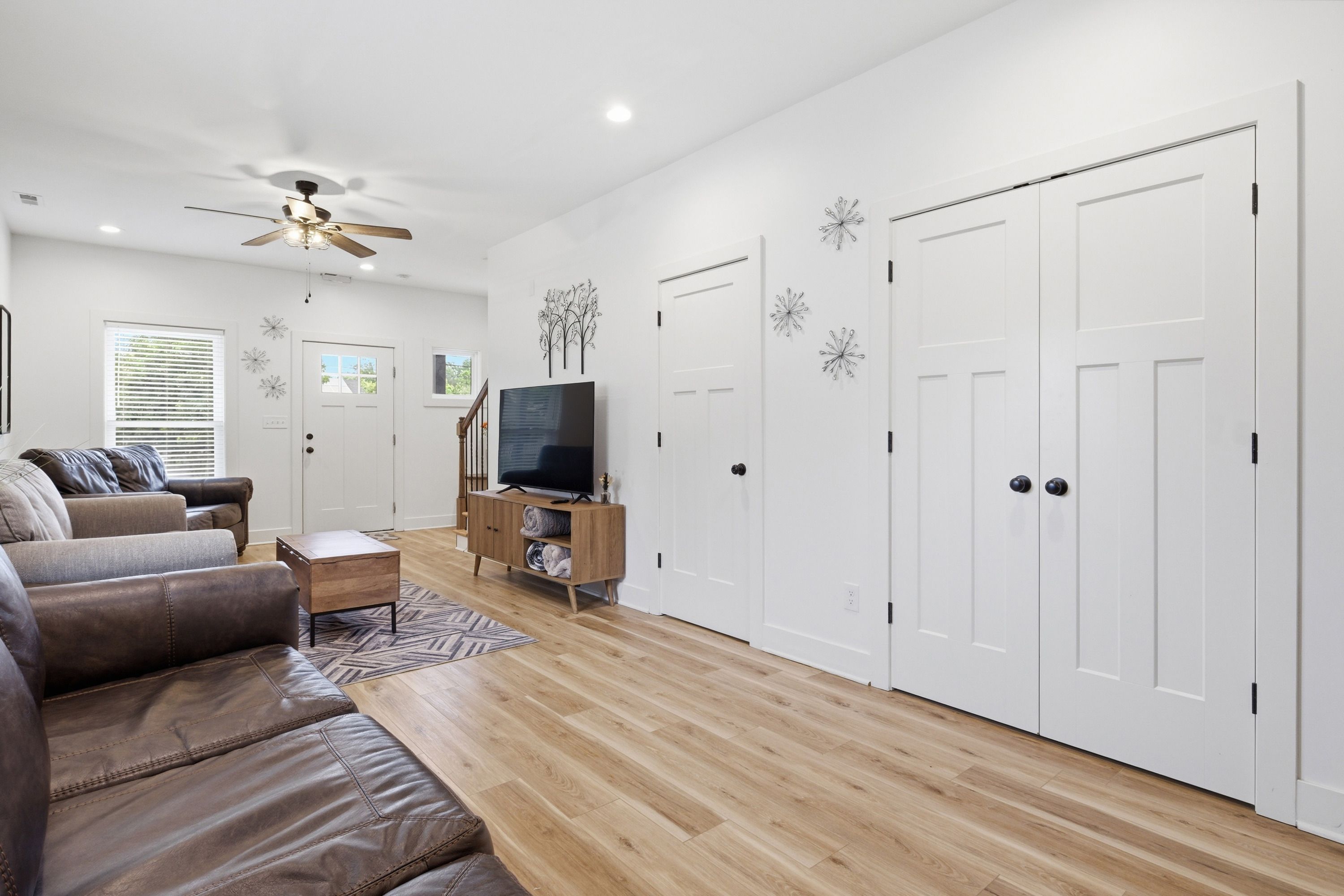  310 East Main Street, Simpsonville, KY 40067 - 物件實景
