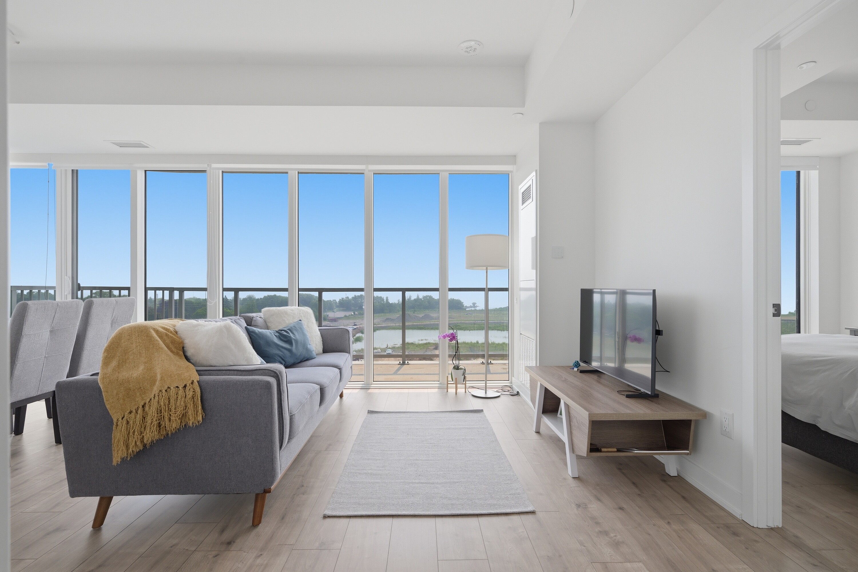  Brightwater Condos - 物件實景