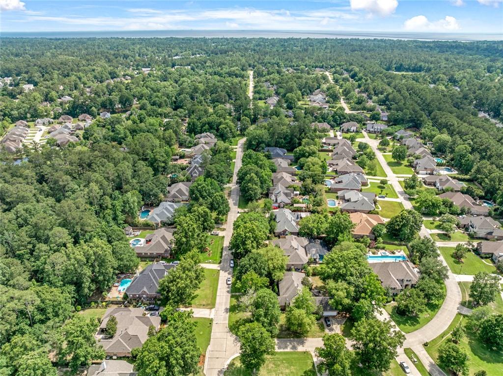 Mandeville, Louisiana, 70448, United States, 5 Bedrooms Bedrooms, ,4 BathroomsBathrooms,Residential,For Sale,1826456