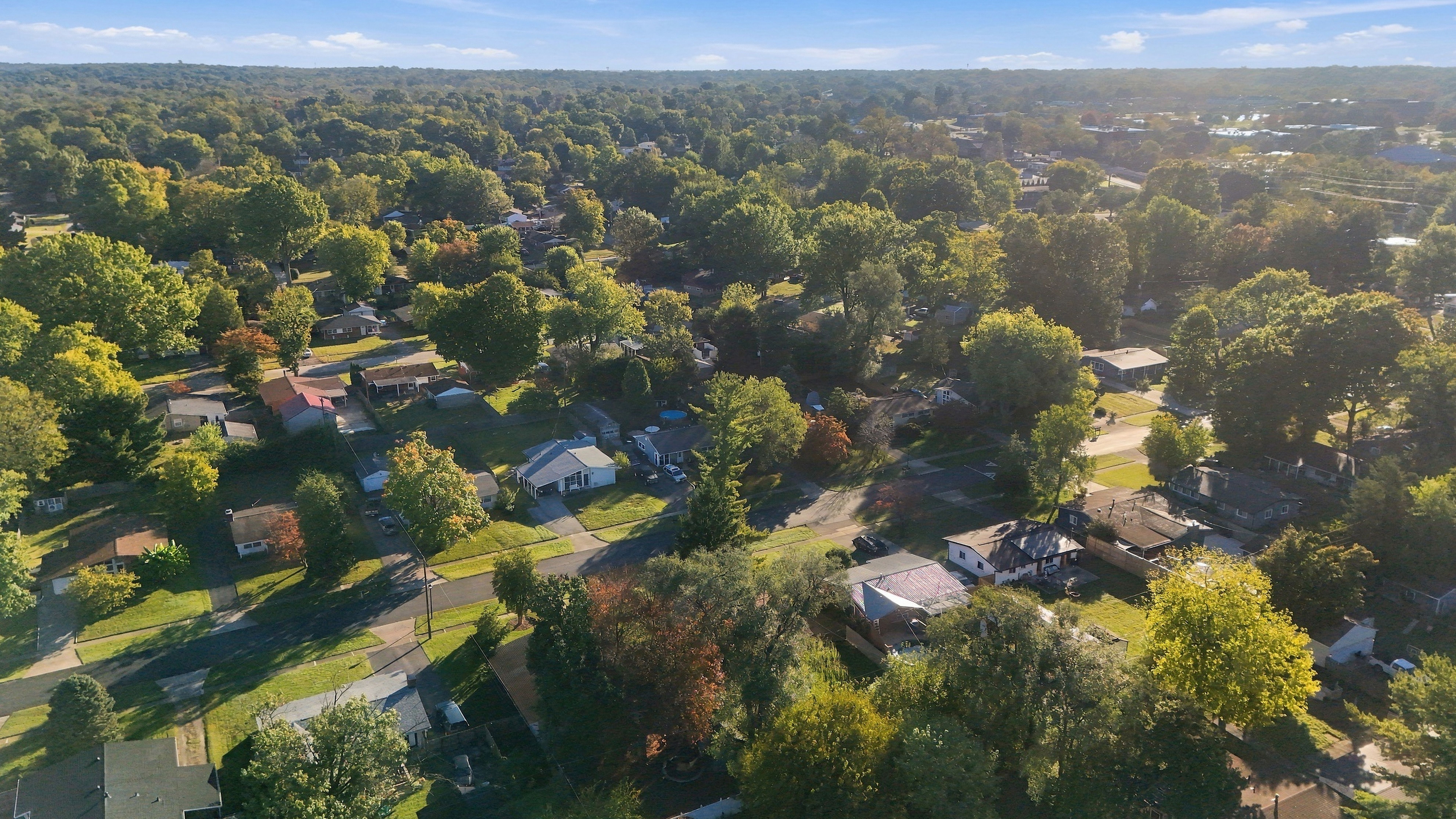  1716 Brentmoor Lane, Louisville, KY 40223 - 物件實景