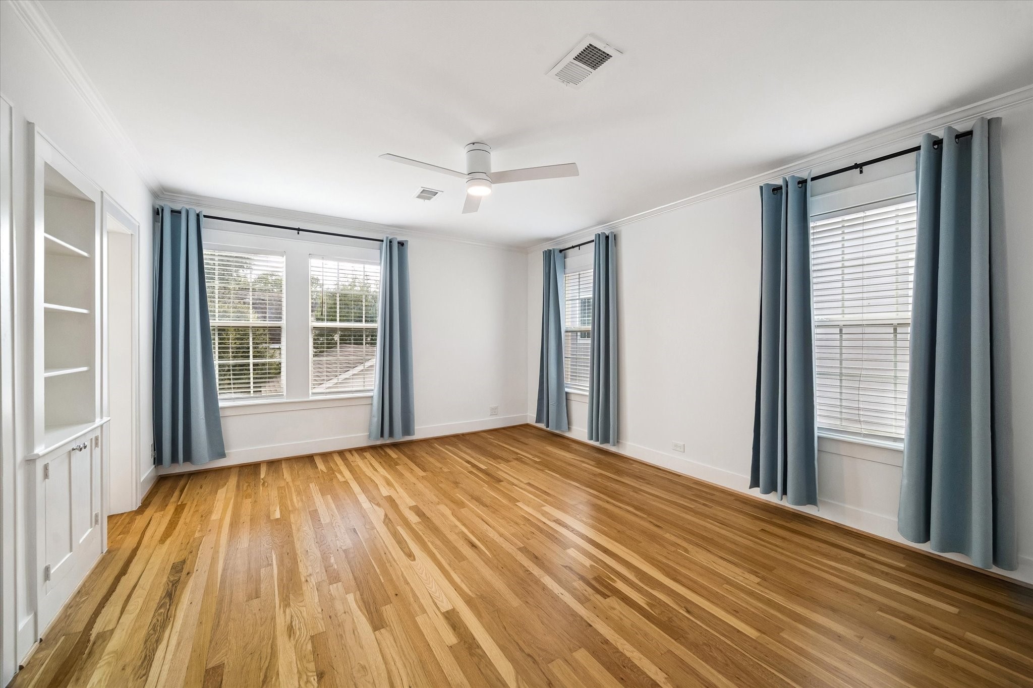  2041 Dryden Road - 物件實景