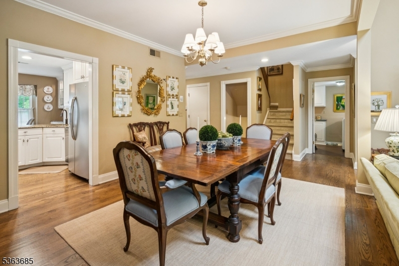 Bernards Twp., New Jersey, 07920, United States, 3 Bedrooms Bedrooms, ,4 BathroomsBathrooms,Residential,For Sale,1875142