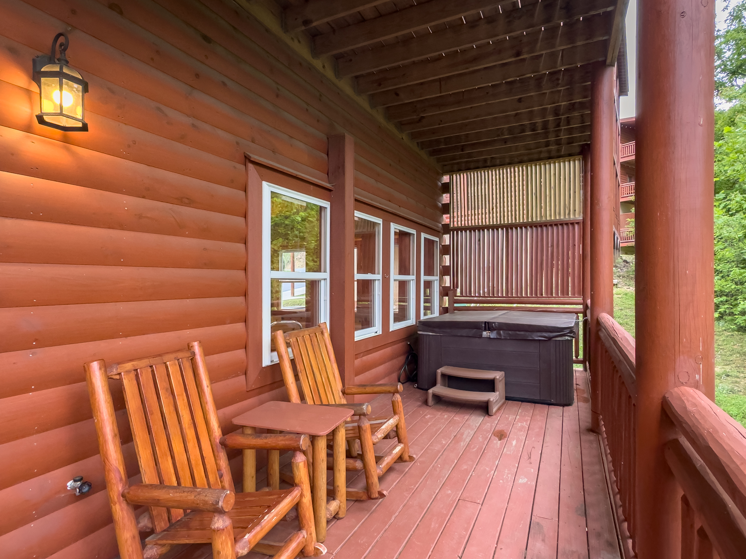 Sevierville, Tennessee, 37862, United States, 6 Bedrooms Bedrooms, ,7 BathroomsBathrooms,Residential,For Sale,1798299
